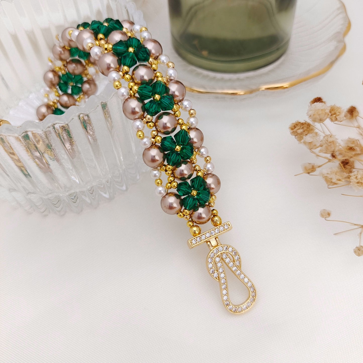 【No.137】Christmas Bracelet DIY Kit – Pearl Beads & Diamond-Cut Beads | Beading Supplies iFCraftorium