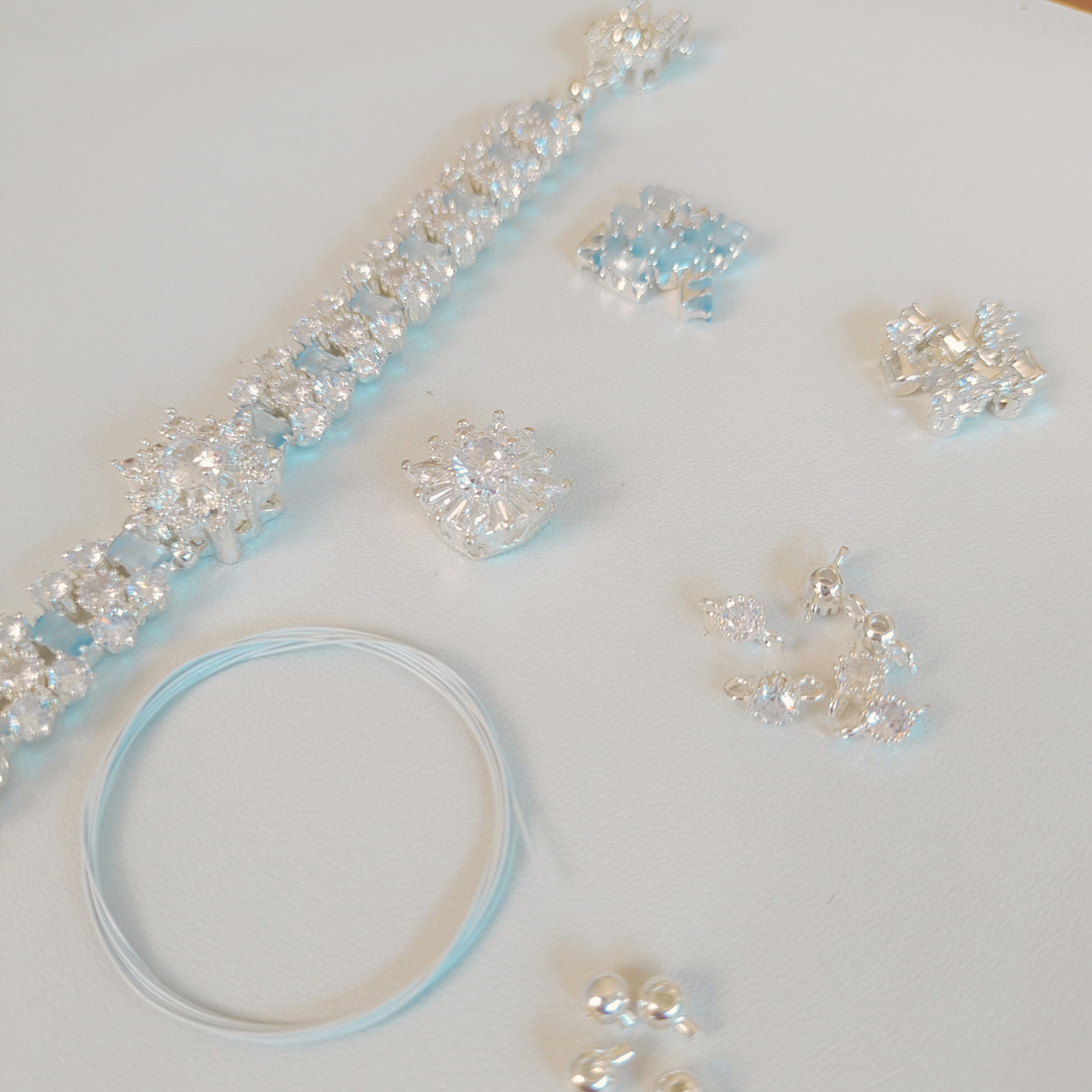 【No.49】 DIY Bracelet Craft Kit – Starry Wishes with Snowflake Zircon & Crystal Beads Beading Set