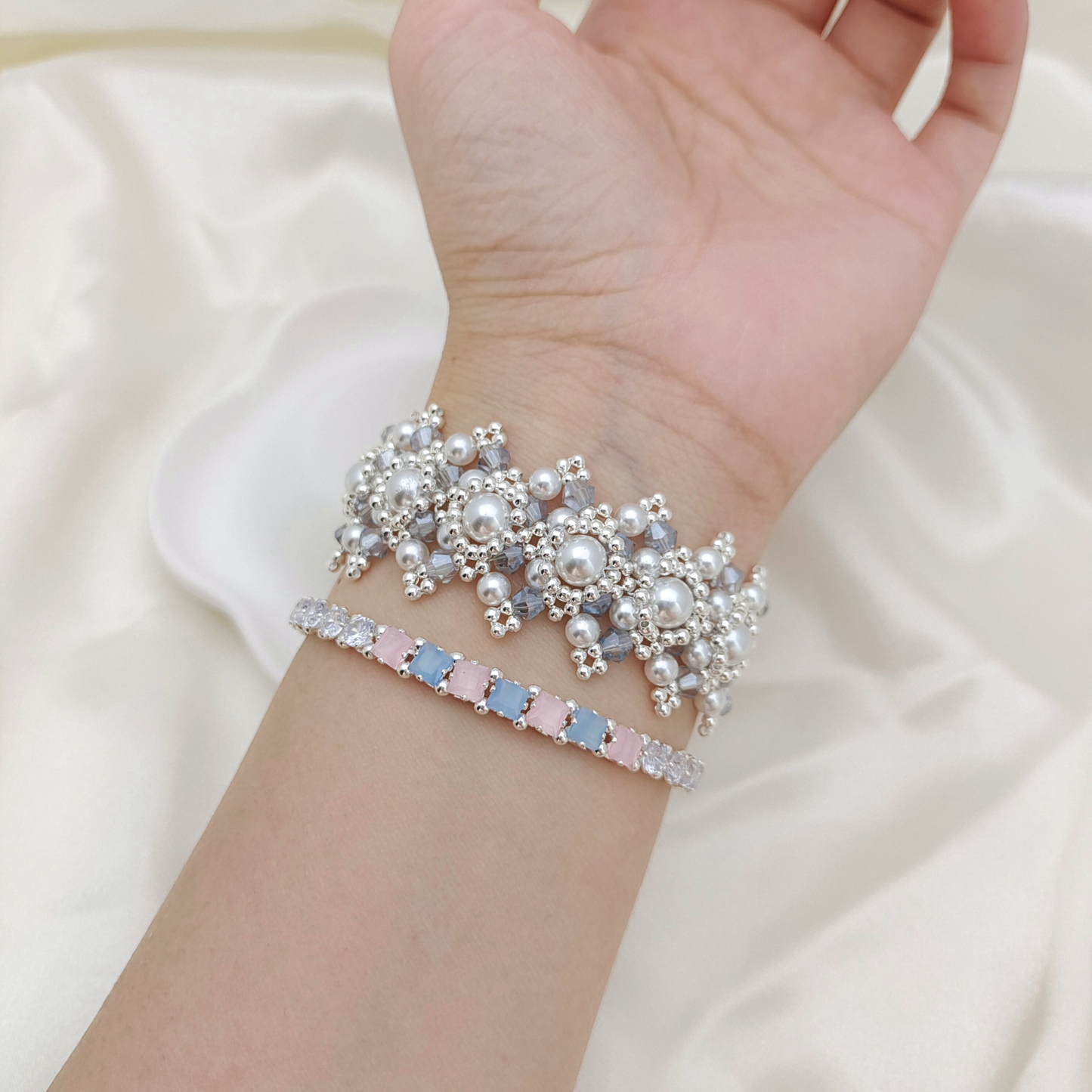 【No.53】 Vintage Peacock Green Handmade Bracelet Beaded Bracelet | Pearl & Crystal | Finished DIY Jewelry