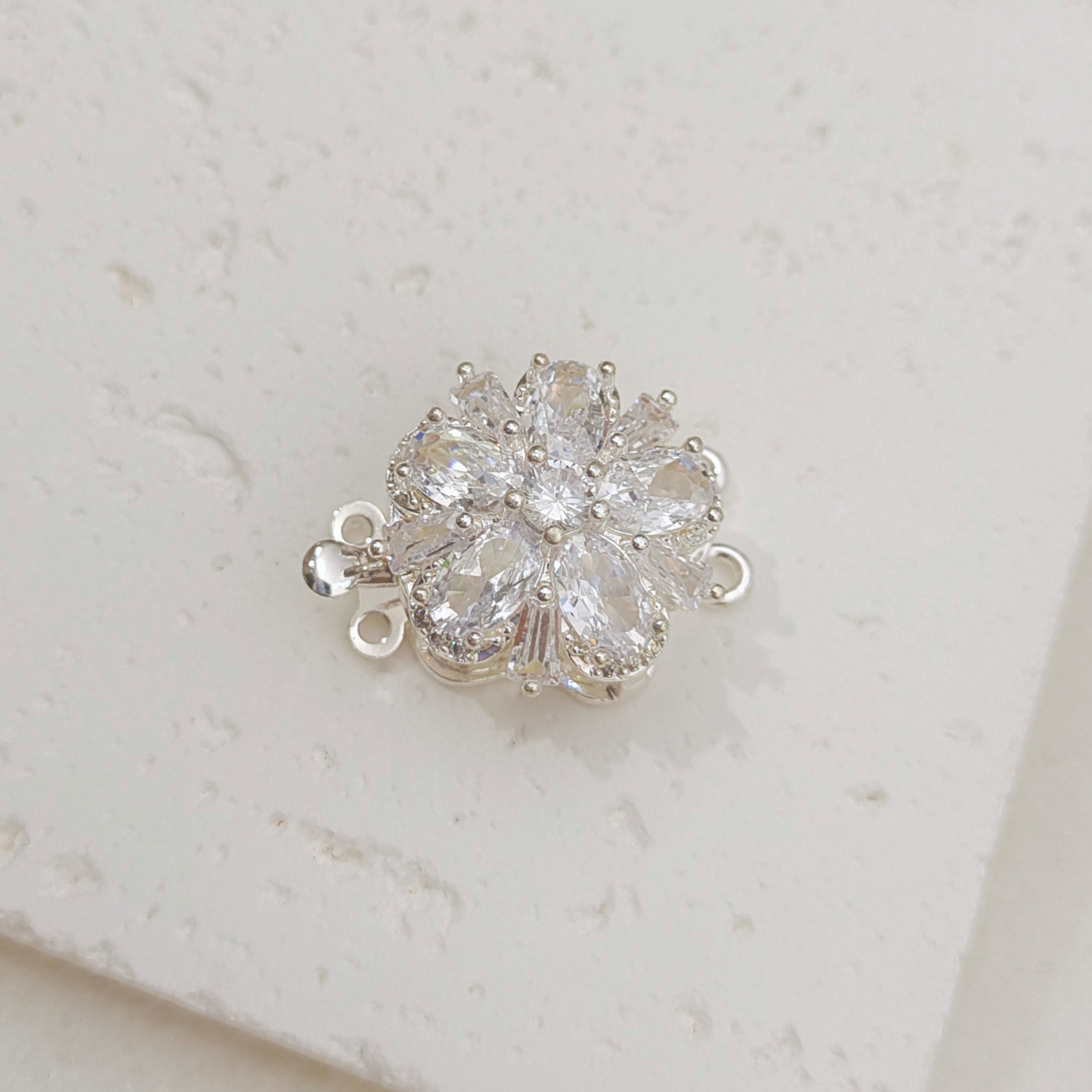 【B37】1PCS DIY Jewelry Findings White CZ Flower Clasp | Silver-Plated, Colorfast, Anti-Tarnish Beading Connector for Handmade Bracelets & Necklaces