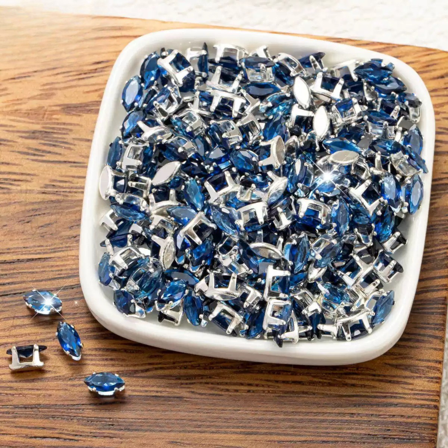 【A13】50pcs Marquise Zircon Spacer Beads – 3x6mm Silver-Claw DIY Jewelry Supplies iFCraftorium