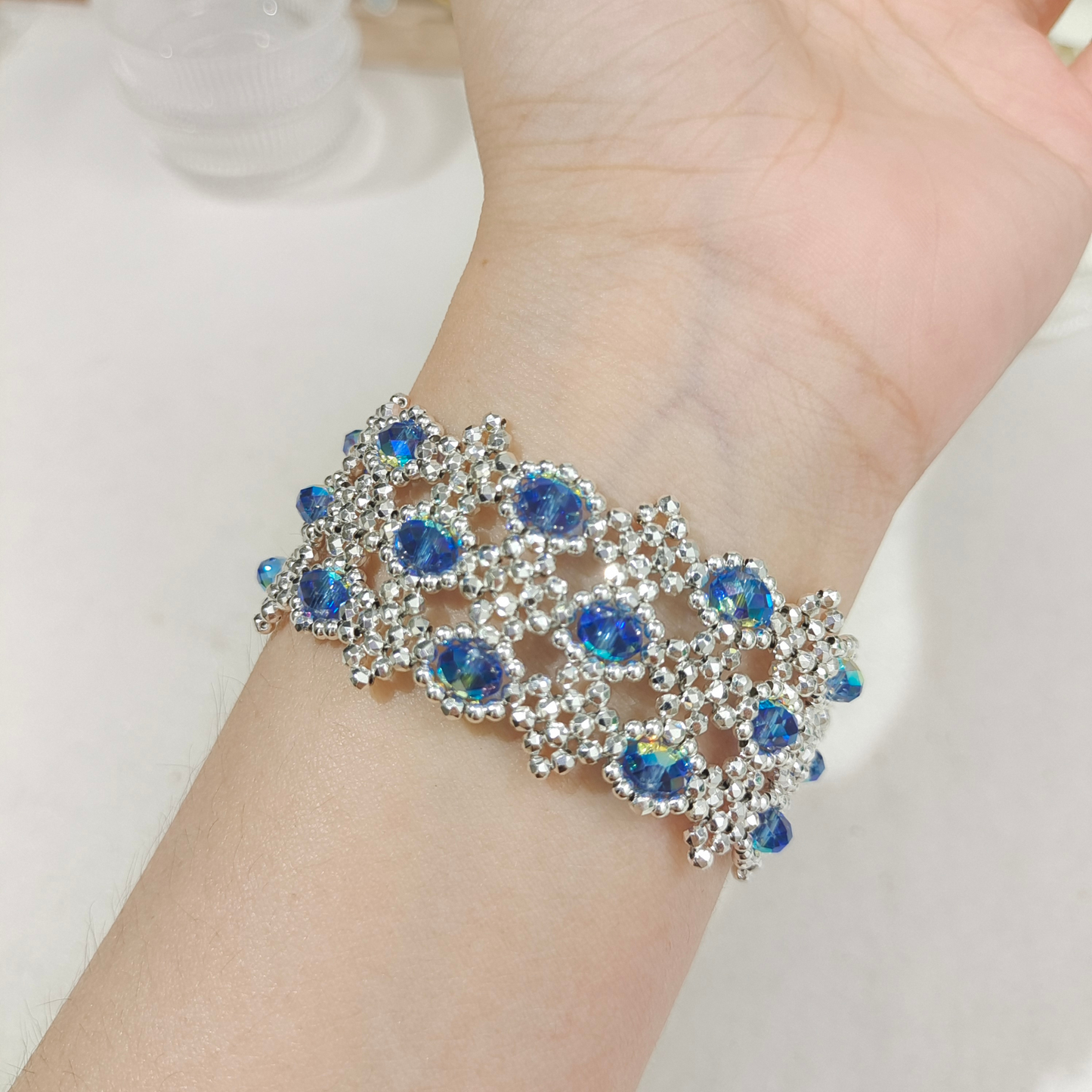 【No.119】Aurora Night Bracelet – Handmade Beaded Jewelry with 6mm Crystal Wheel Beads, Faceted 2mm Beads & Triple-Row Clasp iFCraftorium