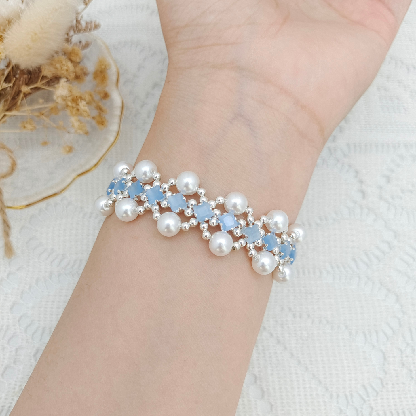 【No.86】DIY Bracelet Kit – French Court with Pearls & Cat Eye Square Beads