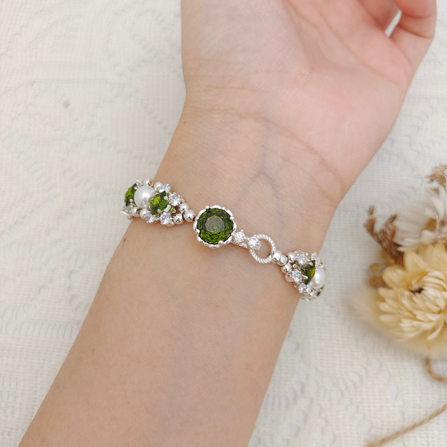 【No.89】Handmade Bracelet – Green Lime with Square CZ & Olive Gem Clasp | Fresh Green Beaded Jewelry