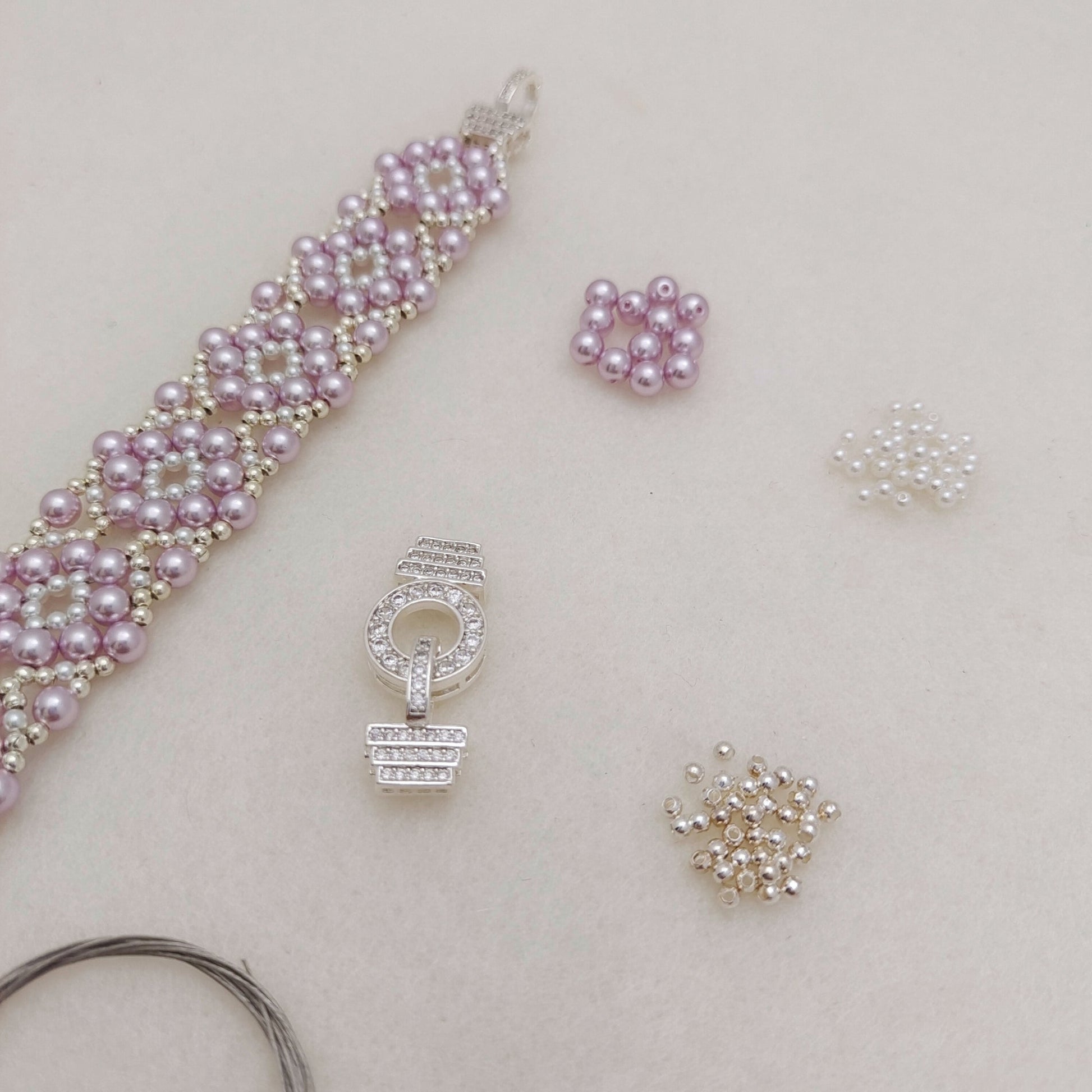 【No.125】DIY Beading Kit – Sweet Berry Pearl Bracelet | Complete Jewelry Making Set with Tutorial iFCraftorium