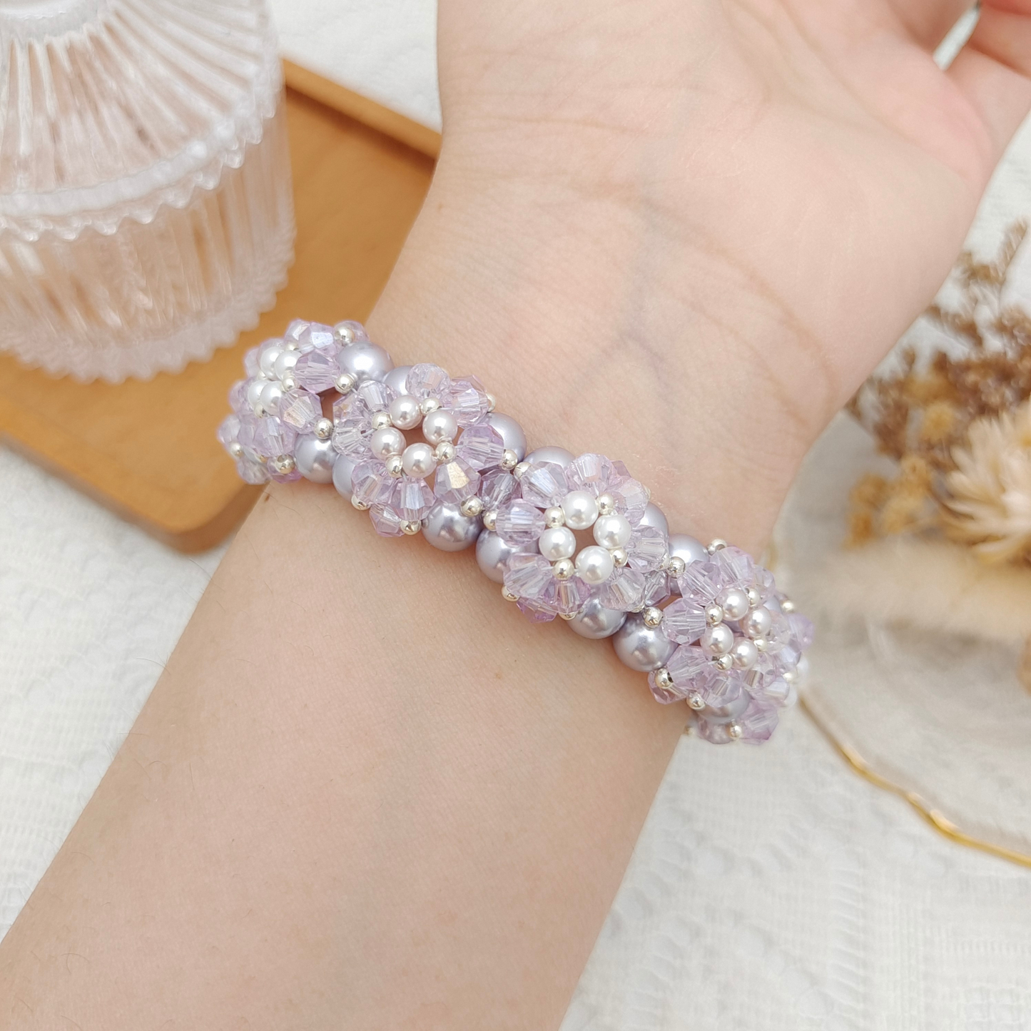【No.96】Little Sunflower Handmade Pearl & Rhombus Bead Bracelet | Finished Product | Lobster Clasp iFCraftorium