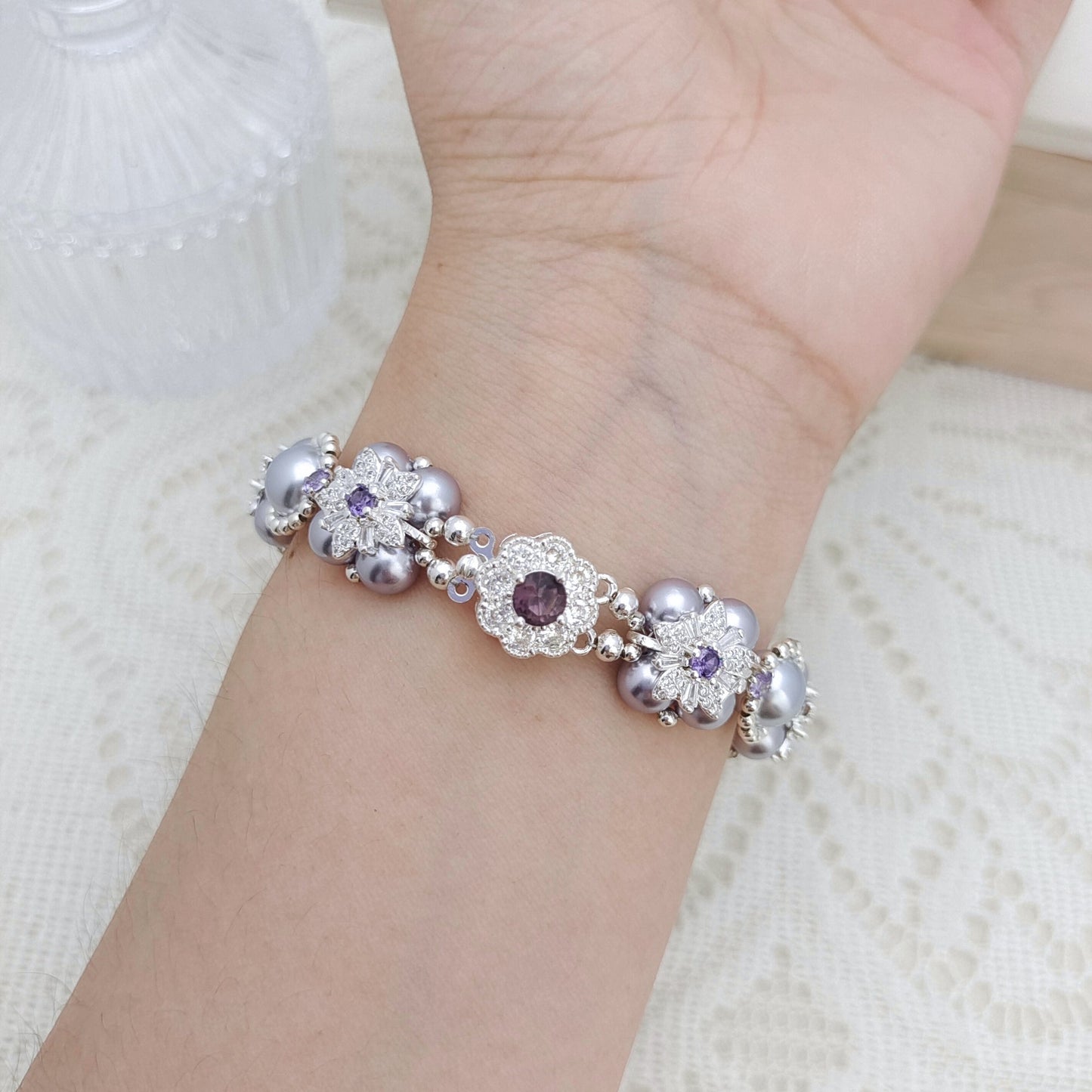 【No.136】Make Your Own Bracelet Kit – Snowfall, 6mm & 8mm Pearls, 3mm Zircons, Snowflake 3-Hole Spacer, Double-Clasp, Full Tutorial Included iFCraftorium