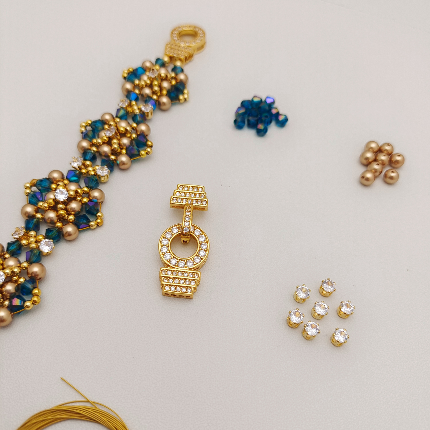 【No.102】DIY Bracelet Kit – “Phantom Opera” Crystal & Pearl with O-Clasp | Complete Jewelry Making Set
