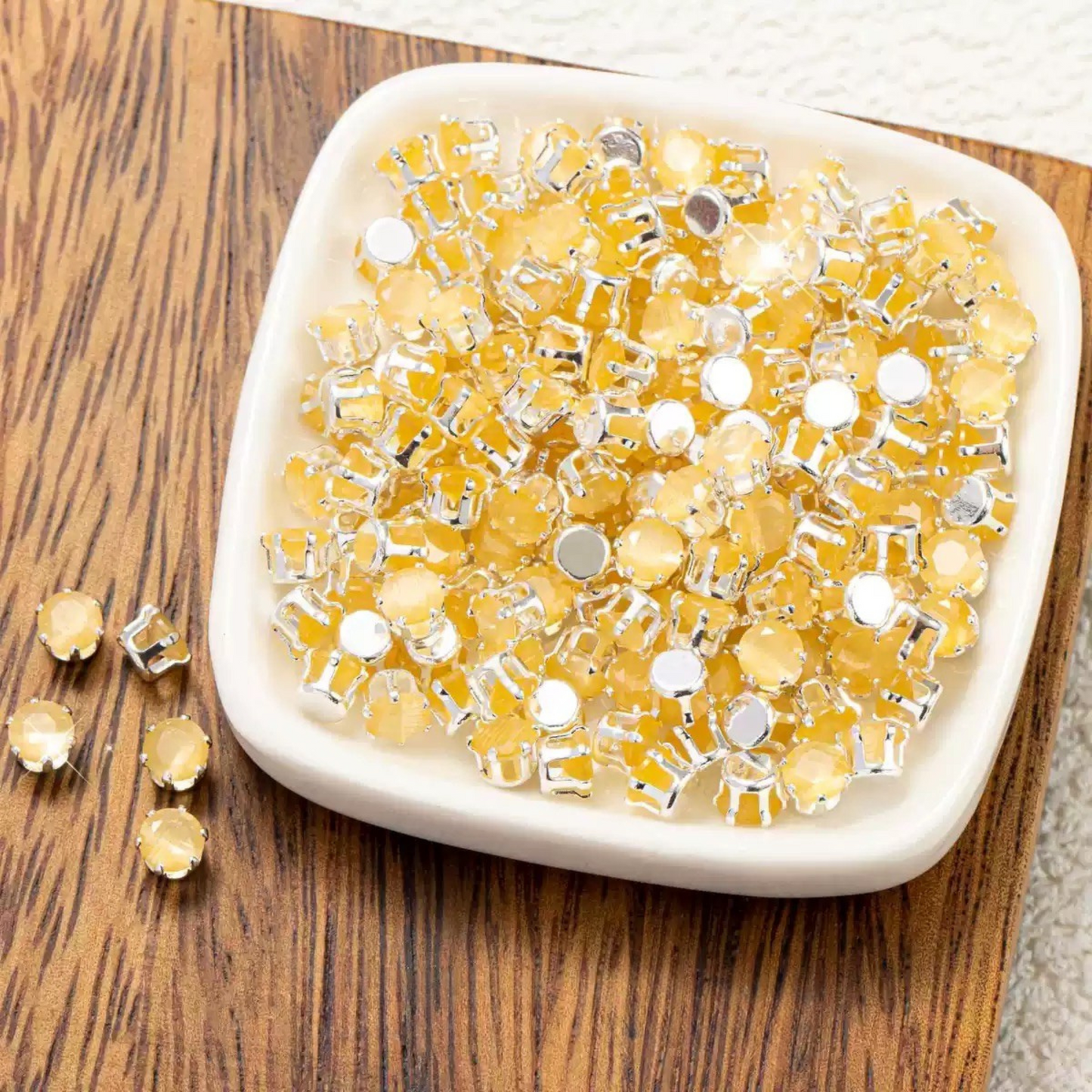【C05】50pcs 5mm Round Cat’s Eye CZ Beads – Silver-Plated Prong-Set, DIY Jewelry Spacer Charms
