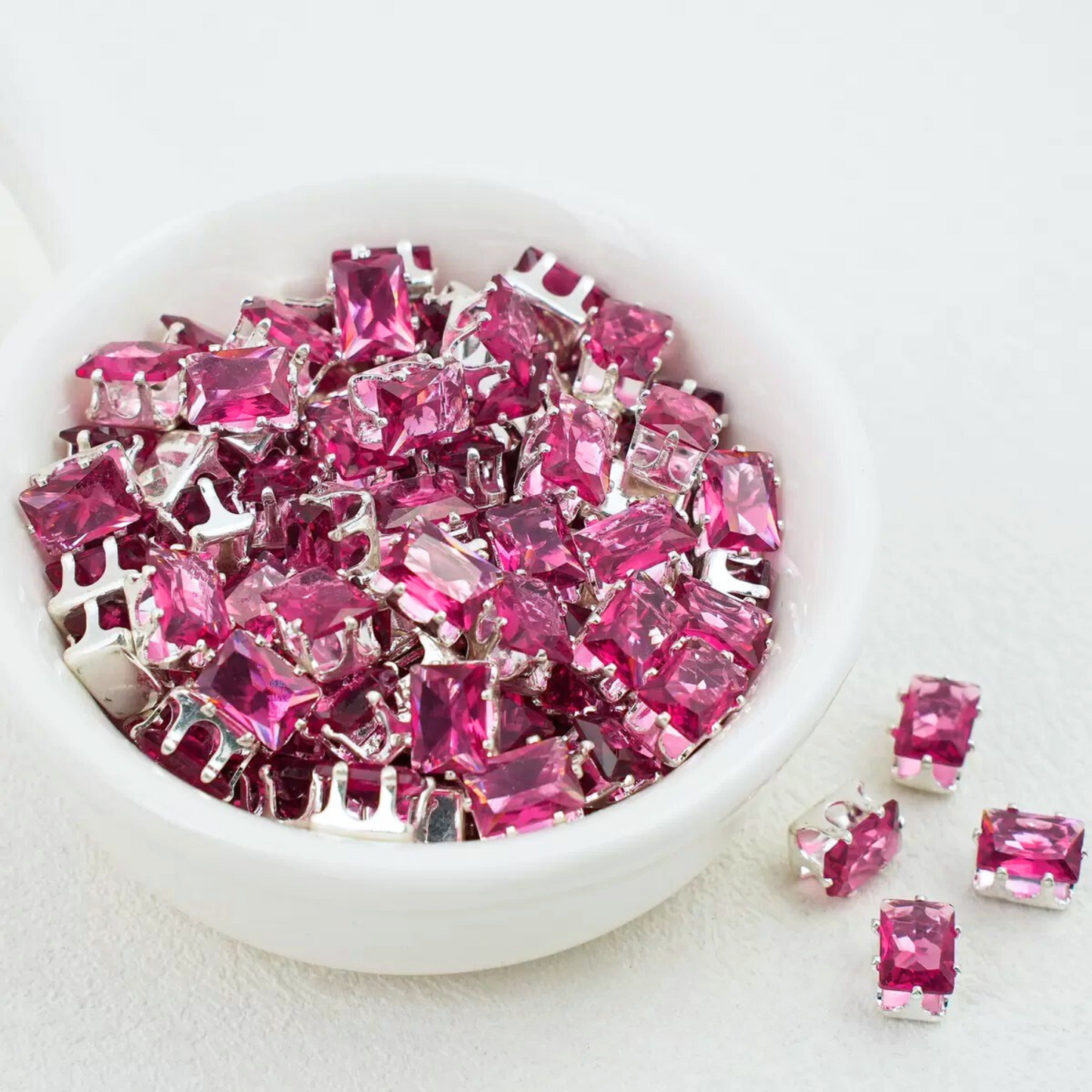 Silver-plated rose pink baguette zirconia crystals