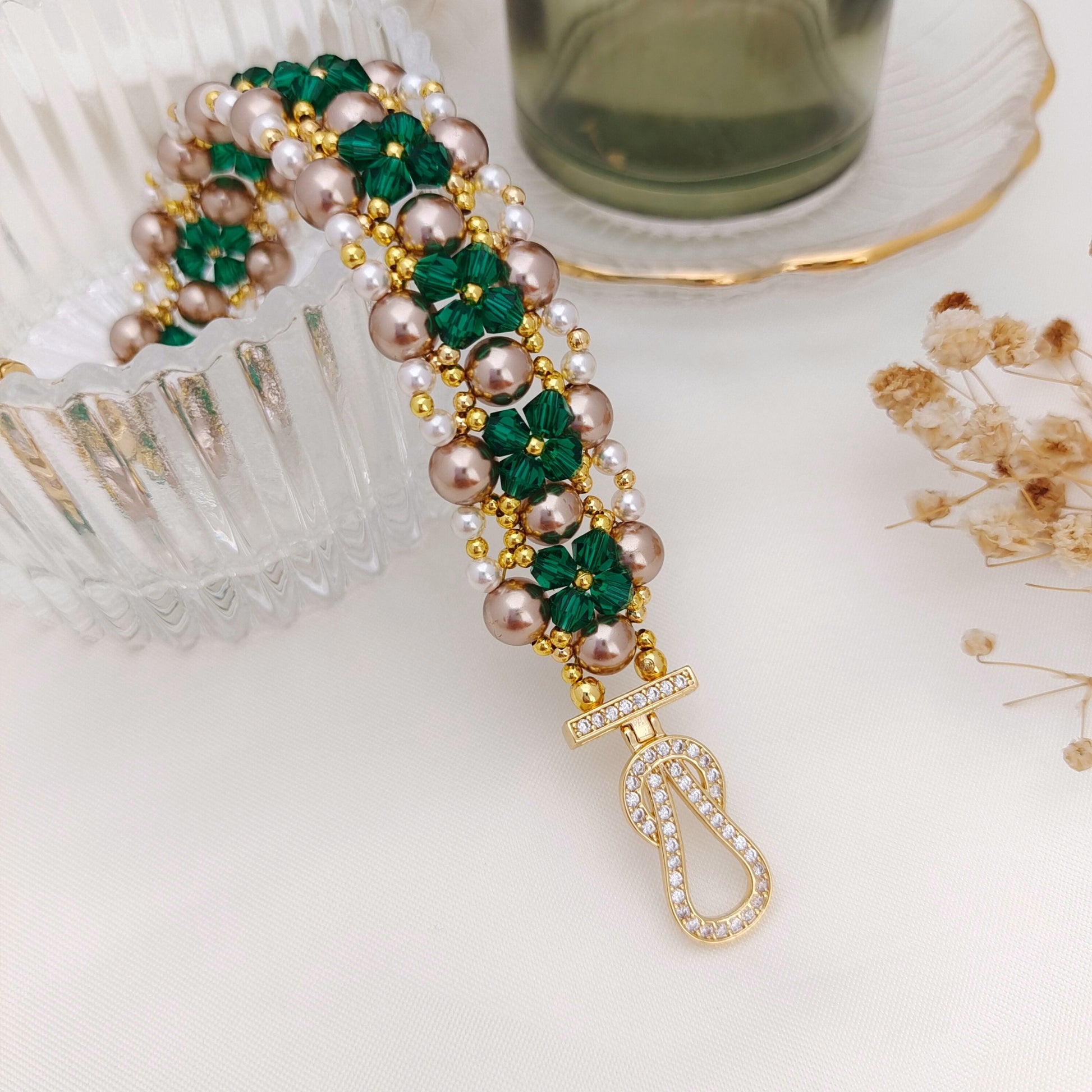 【No.137】Christmas Bracelet DIY Kit – Pearl Beads & Diamond-Cut Beads | Beading Supplies iFCraftorium