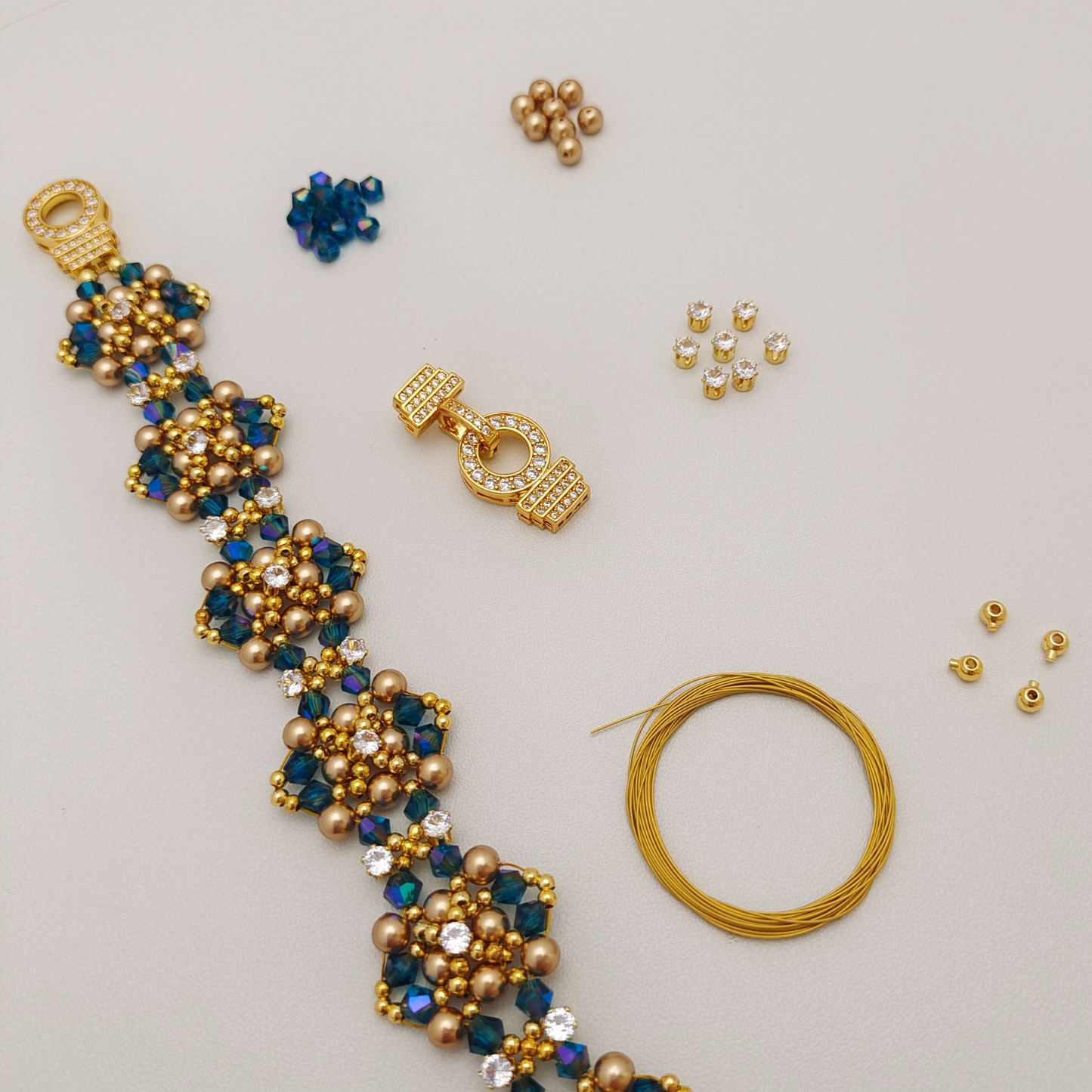 【No.102】DIY Bracelet Kit – “Phantom Opera” Crystal & Pearl with O-Clasp | Complete Jewelry Making Set