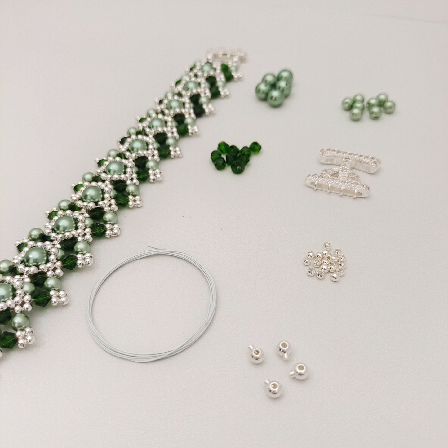 【No.53】 Vintage Peacock Green DIY Bracelet Craft Kit | Pearl & Crystal | Handmade Jewelry Includes Tutorial