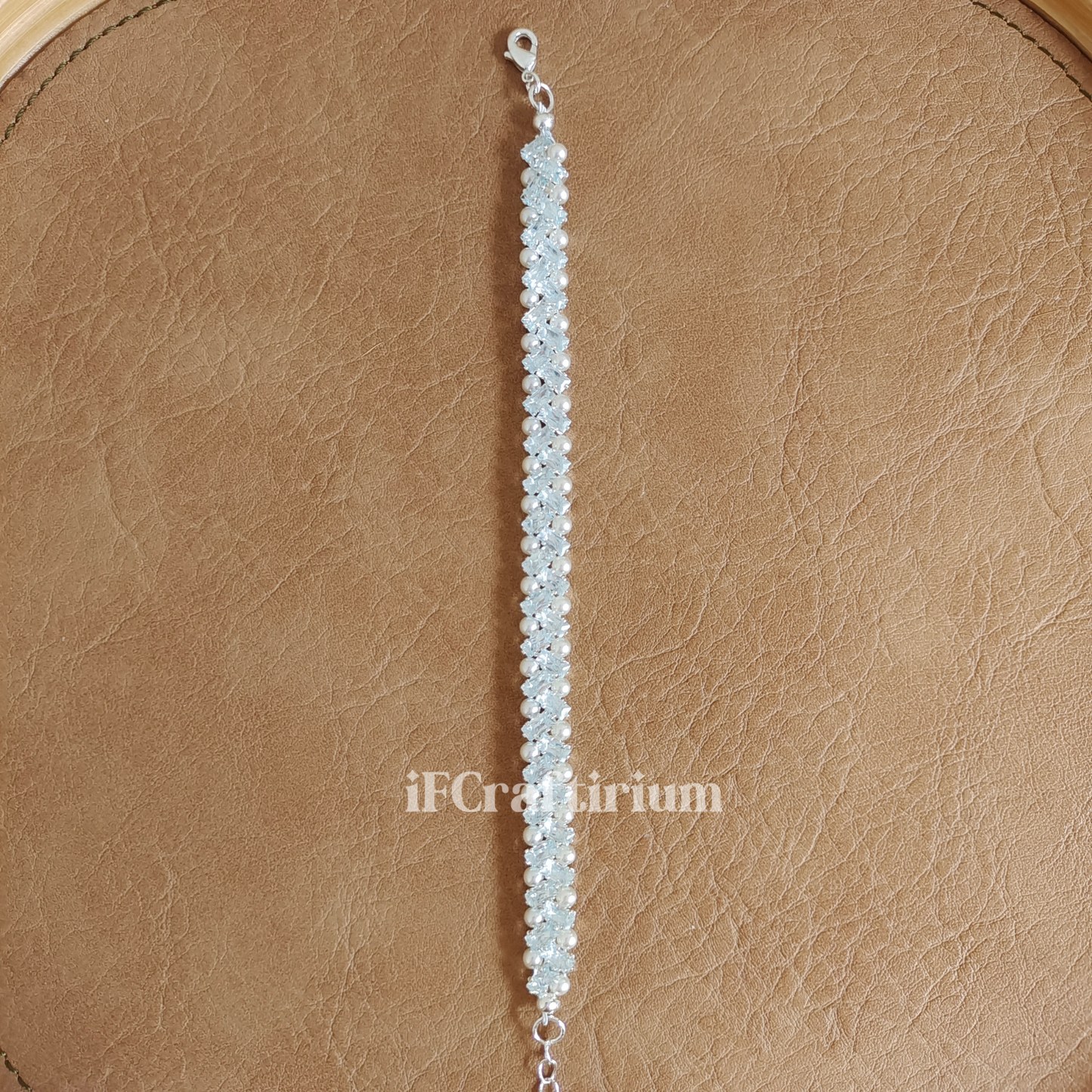 No.20 Frozen-Inspired Elsa Handmade Bracelet – Ice Blue CZ & Faux Pearls, Ready to Wear