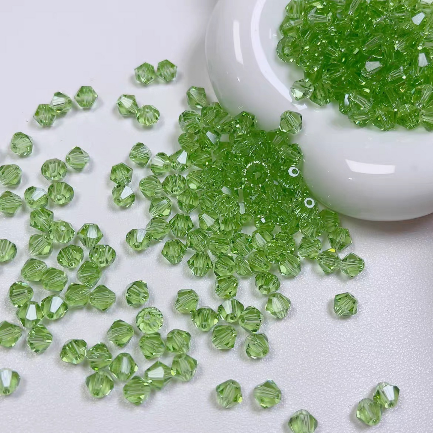 【L05】50PCS 6mm Transparent Diamond-Cut Acrylic Beads – Spacer Beads for DIY Bracelets & Necklaces