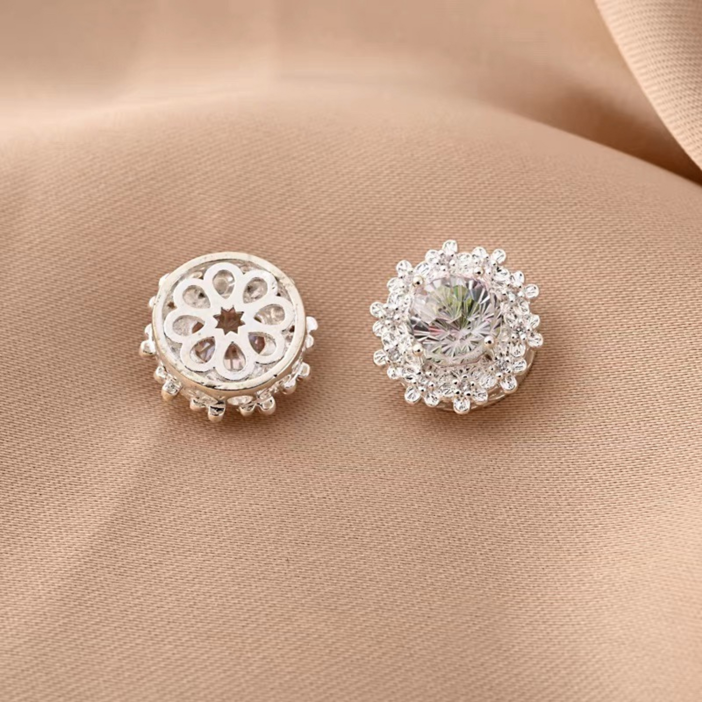 【S04】1PCS 15mm Peach Blossom Firework-Cut CZ Multi-Hole Spacer Bead – Silver-Plated, High-Color-Fast, DIY Jewelry Connector
