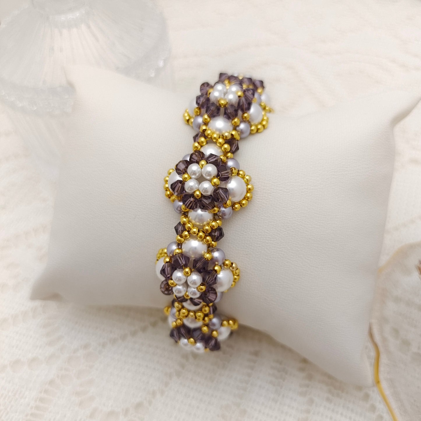 【No.107】DIY Jewelry Making Kit – “Dressage Elegance” Pearl Bracelet | Complete Tutorial Included