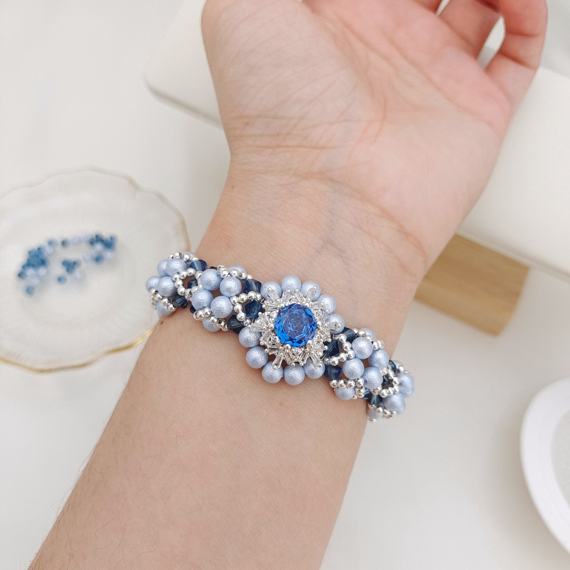 【No.140】Snowfall Plus Bracelet DIY Kit | Pearl Beads & Beading Supplies iFCraftorium