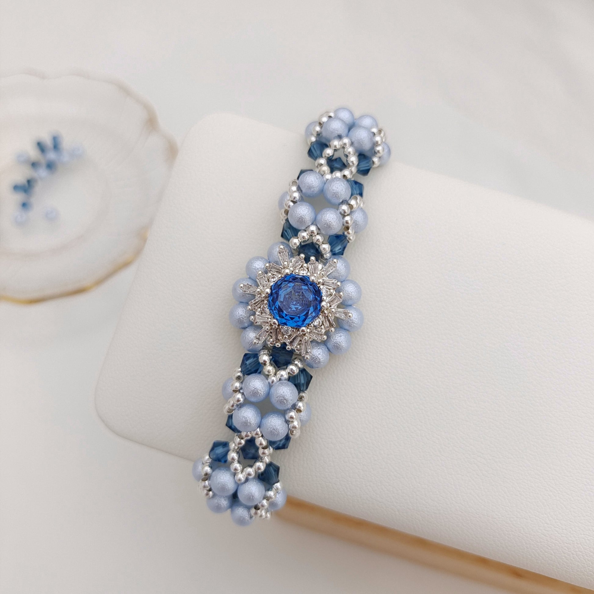 【No.140】Snowfall Plus Bracelet DIY Kit | Pearl Beads & Beading Supplies iFCraftorium