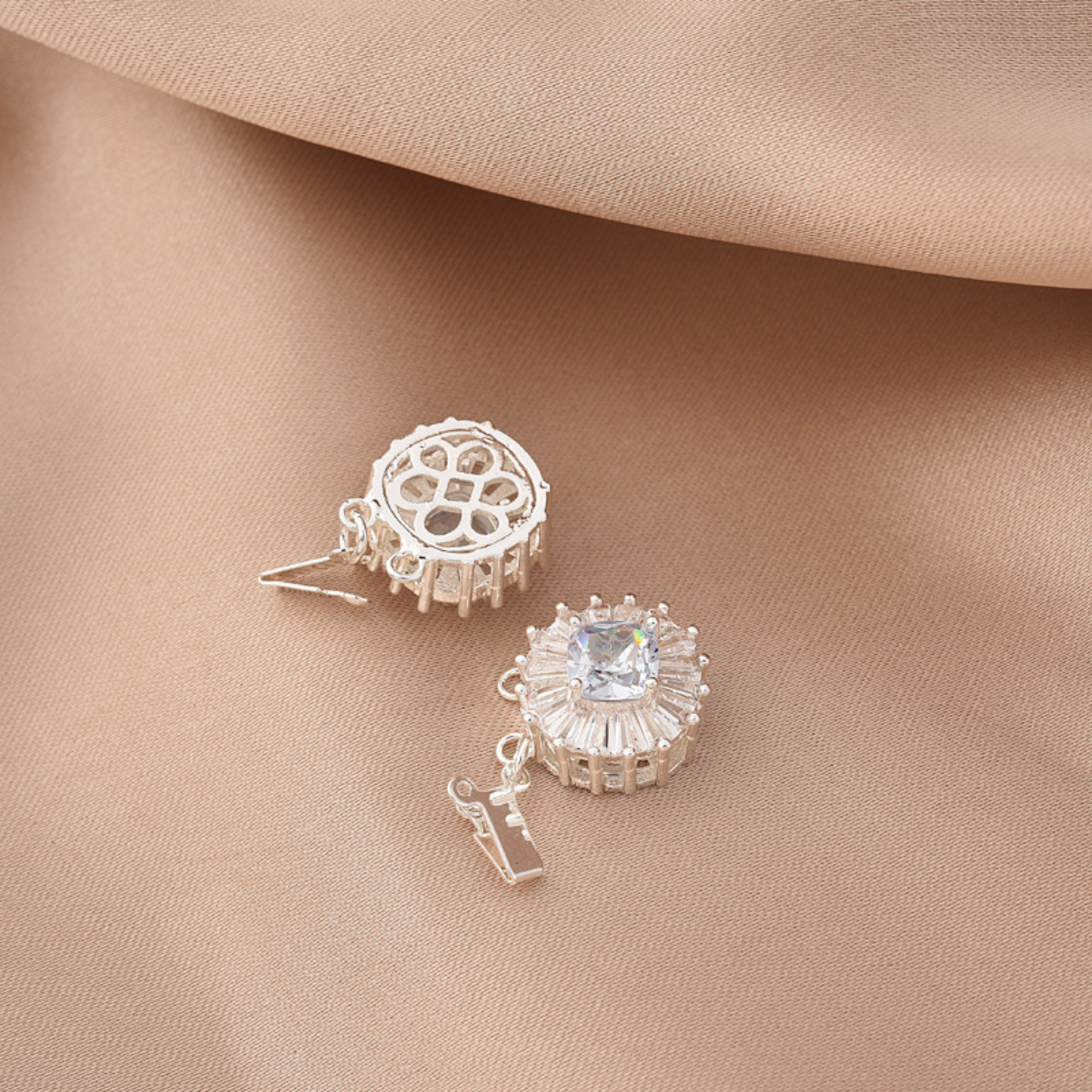 【B34】1PCS DIY Clasp – High-Color-Retention Thick Silver-Plated Copper with White Zircon, Non-Tarnish Beading Accessories for Handmade Bracelet/Necklace