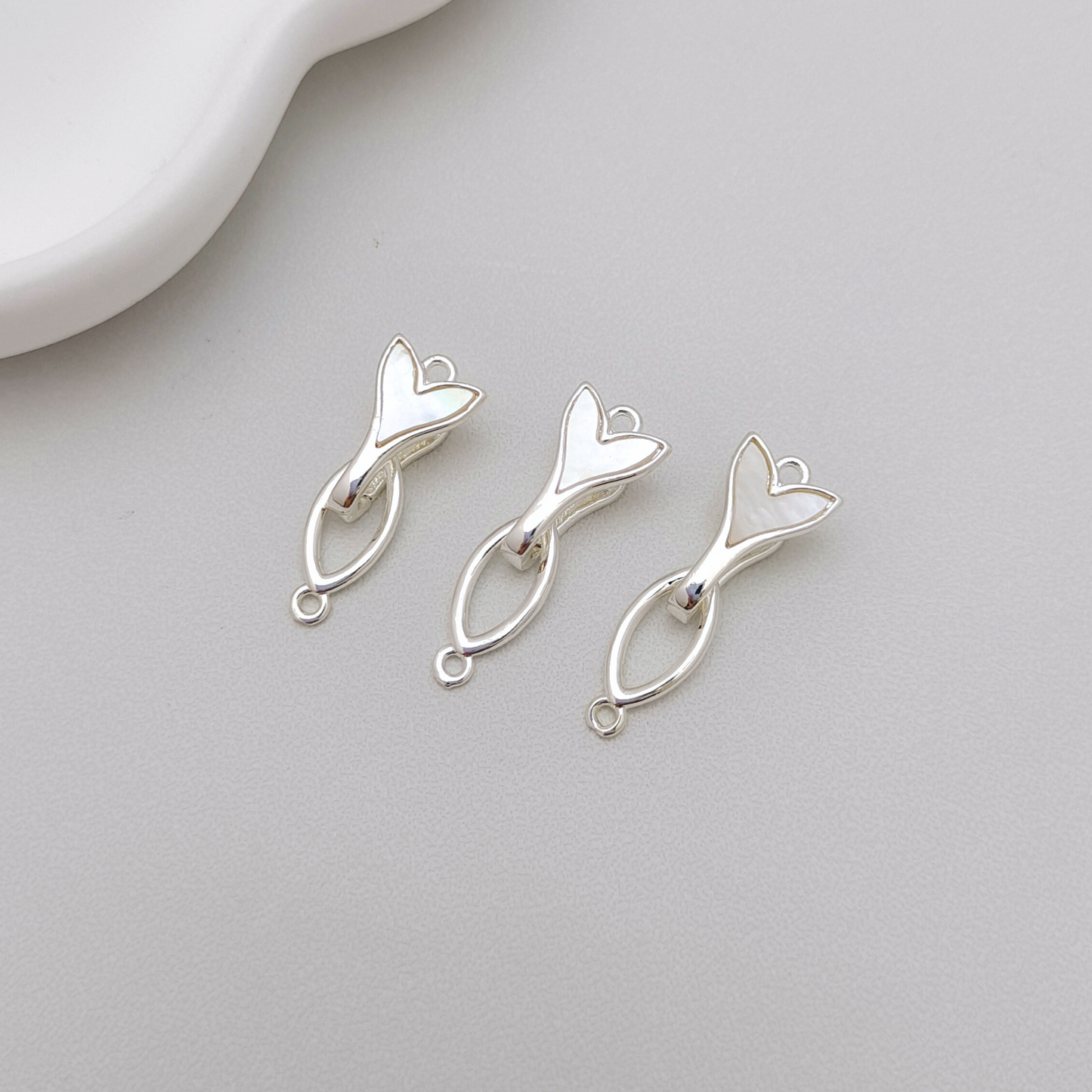 【B15】2PCS Mermaid Tail Clasp – Silver Plated, Alloy Jewelry Connector for DIY Bracelets & Necklaces