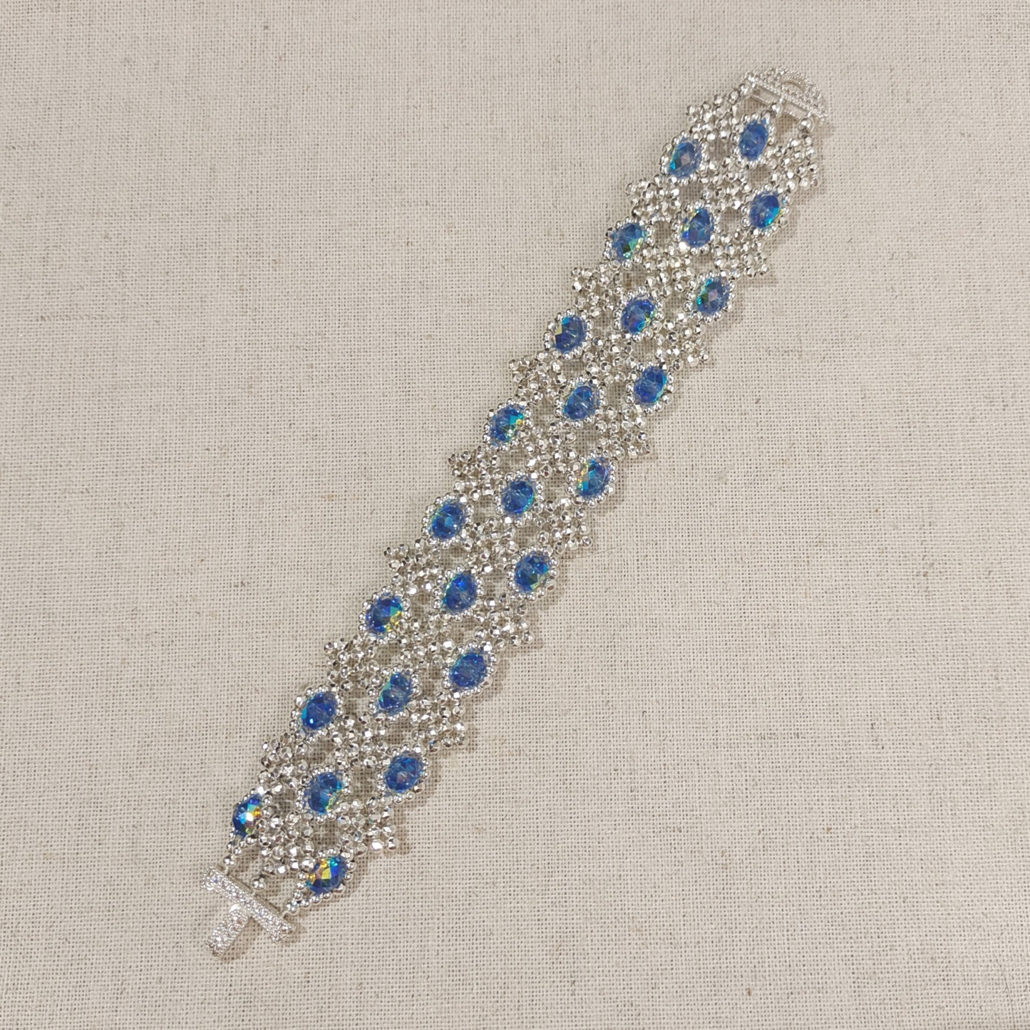 【No.119】DIY Jewelry Kit – Aurora Night Bracelet, Beading Kit with 6mm Crystal Wheel Beads, Faceted Beads, Seed Beads & Triple-Row Clasp