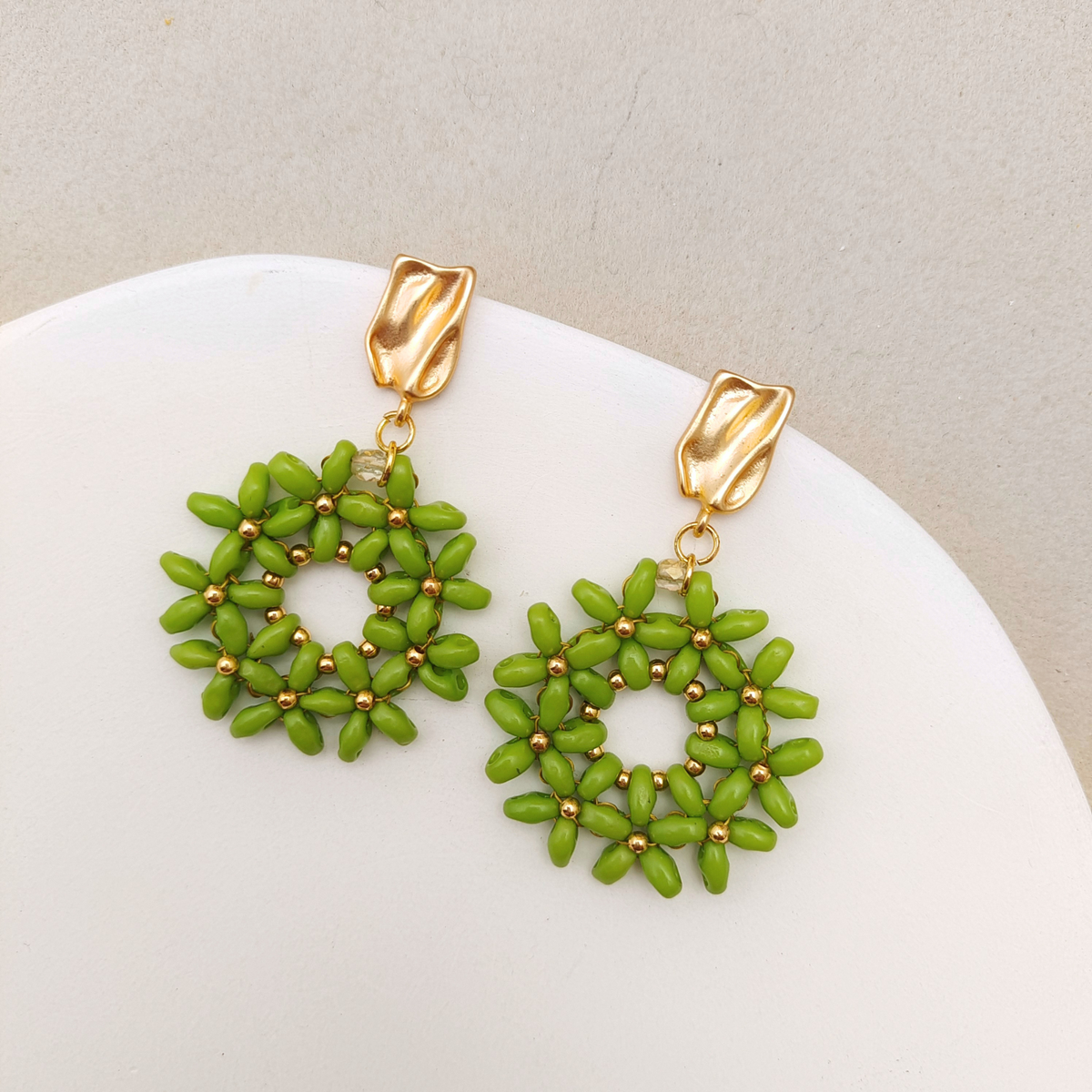 Daisy DIY Earring Making Kit – SuperDuo Beads & Stud Findings | Full tutorial | Christmas Gift for Her Kit#242 iFCraftorium