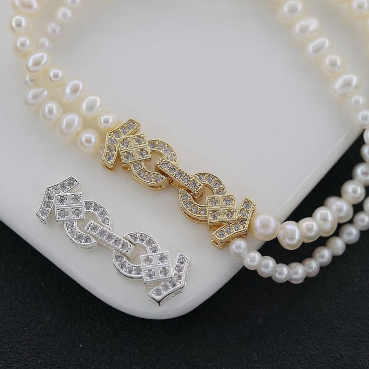 【B28】DIY Jewelry Clasp – 8-Shaped Strap Buckle | 18K Gold/Platinum Plated | Zircon Inlaid | Tarnish Resistant