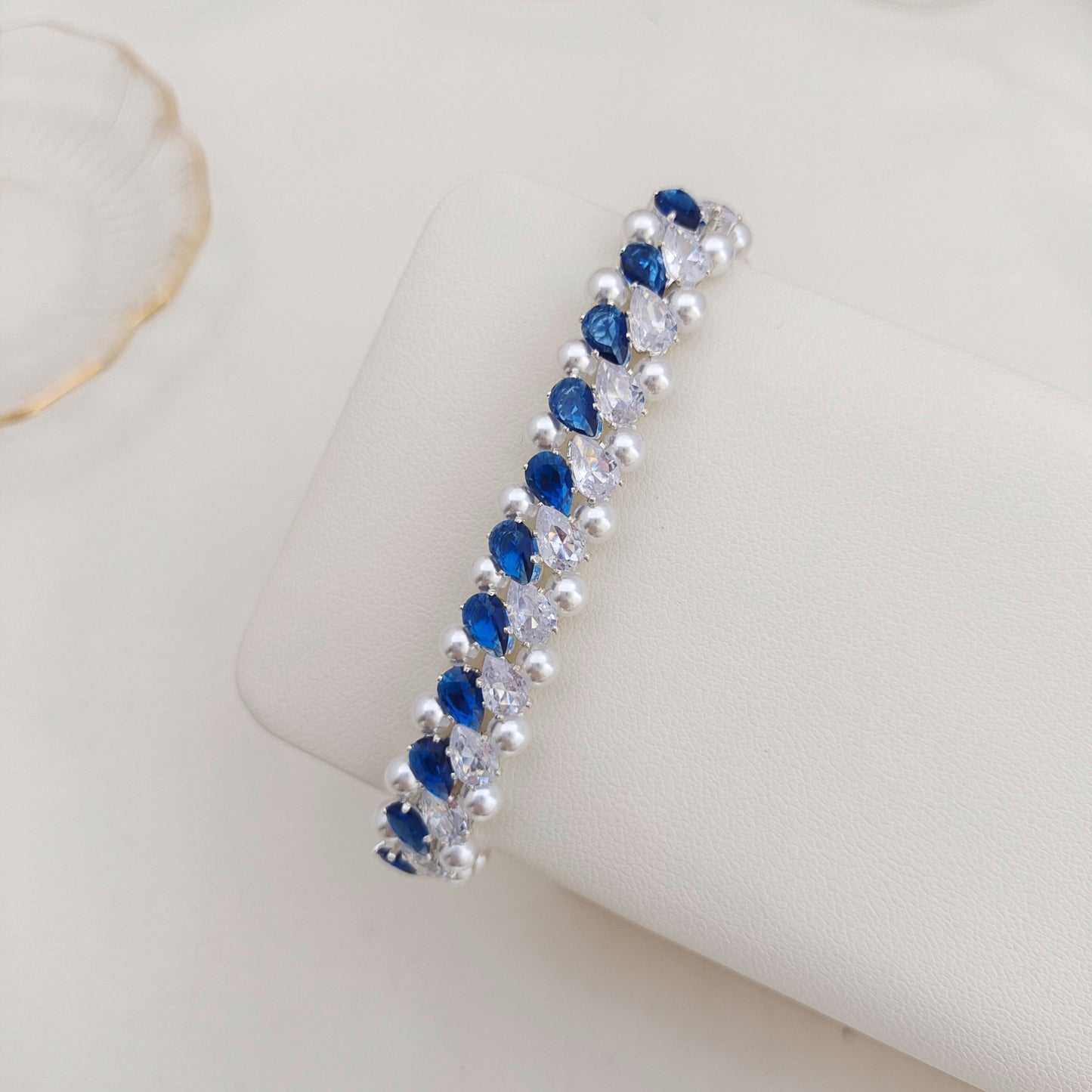 【No.179】DIY Teardrop Zircon Pearl Bracelet Making Kit | Complete Craft Kit with Tutorial | 4*6mm Teardrop Zircon 4mm Pearl Jewelry Kit iFCraftorium