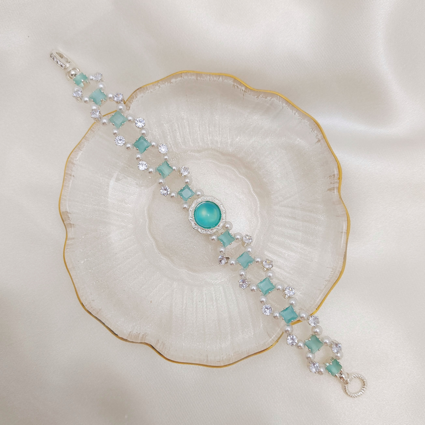 【No.68】 Persian Cat Handmade Bracelet – Cat’s Eye CZ, White Zircon & Pearl DIY Beaded Jewelry Gift for Her