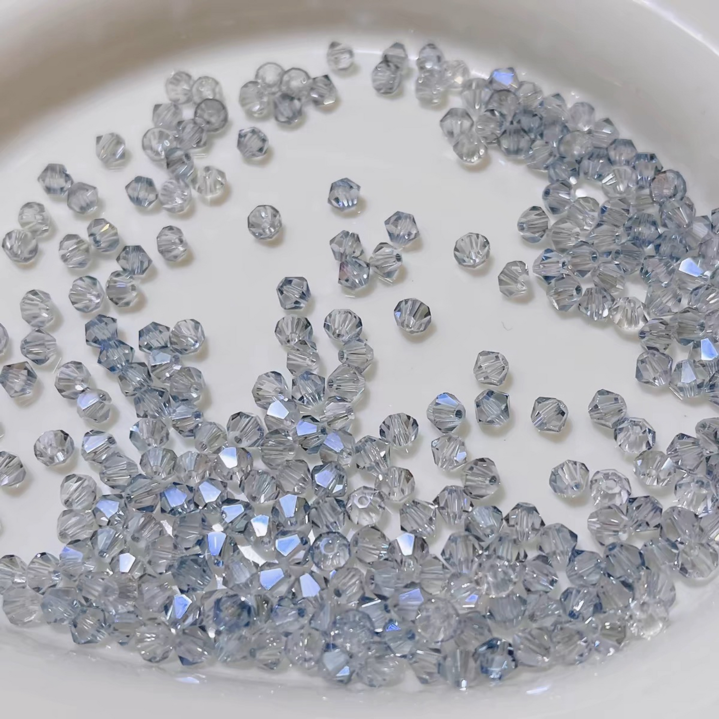 【L04】200pcs 4mm Transparent Diamond-Cut Glass Bicone Beads – Spacer Beads for DIY Bracelets & Necklaces