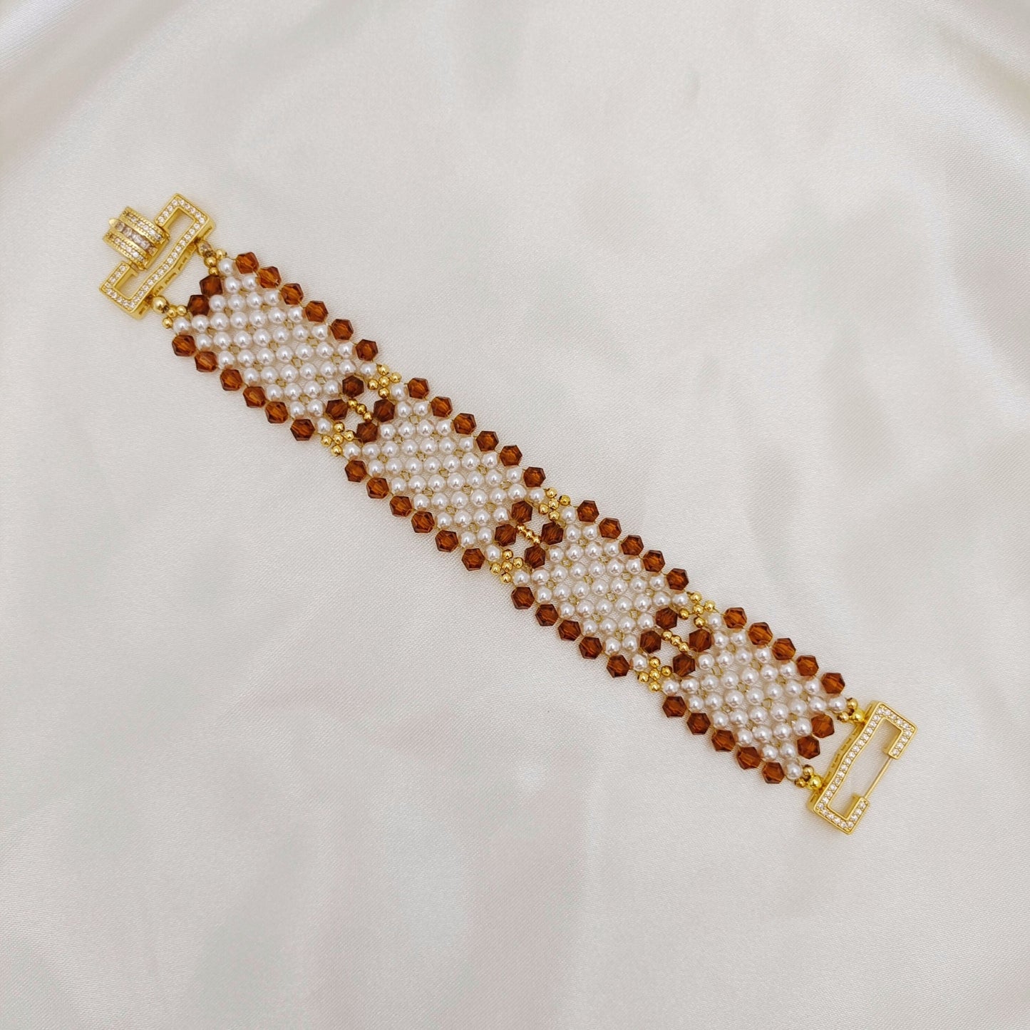 【No.132】DIY Bracelet Kit – “Chanel Style Plus” Beading Set | 3mm Pearls, 4mm Rhombus Beads, 6-Hole Clasp | Complete Tutorial Included iFCraftorium