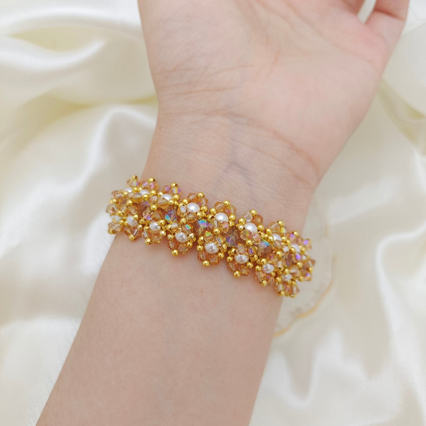【No.122】DIY Beading Kit – Caramel Macchiato Bracelet | Pearls, AB Crystals & Peacock Clasp | Complete Tutorial