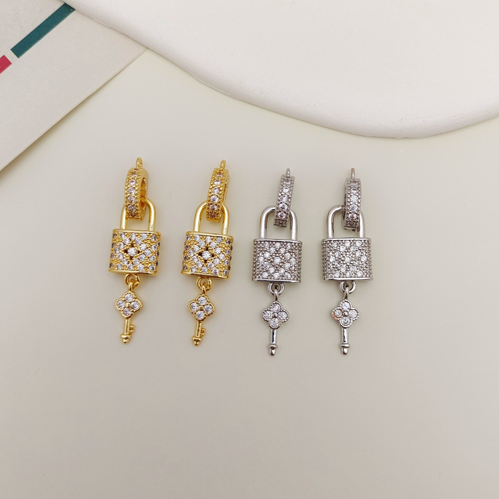 SiF-new-lt-clasp-B50 iFCraftorium