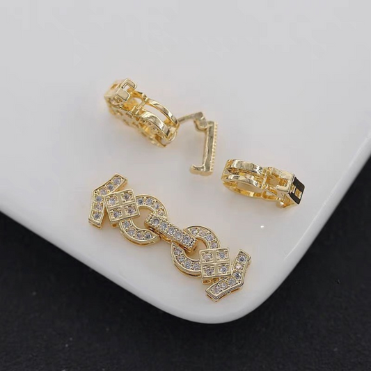 【B28】DIY Jewelry Clasp – 8-Shaped Strap Buckle | 18K Gold/Platinum Plated | Zircon Inlaid | Tarnish Resistant