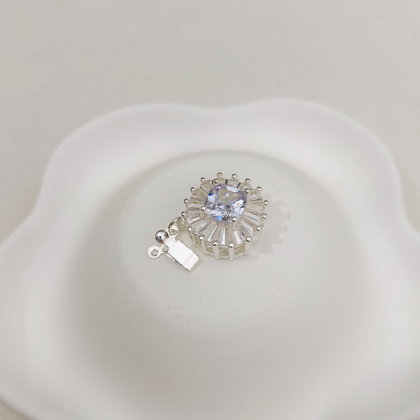 【B34】1PCS DIY Clasp – High-Color-Retention Thick Silver-Plated Copper with White Zircon, Non-Tarnish Beading Accessories for Handmade Bracelet/Necklace