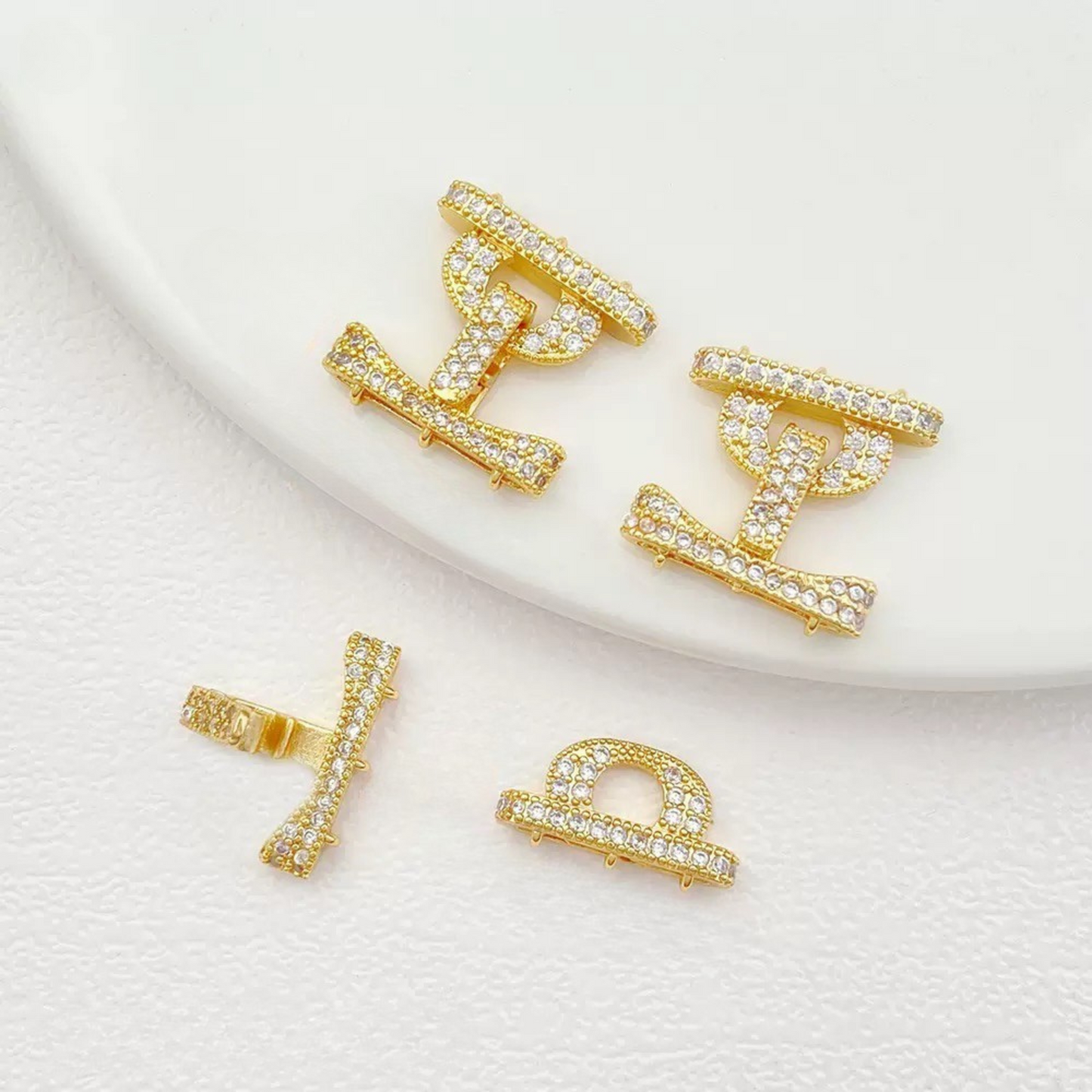【B16】1PCS Multi-Strand Clasp with Micro Pave CZ – 14K/18K Gold or Silver-Plated Copper Connector for DIY Bracelets & Necklaces