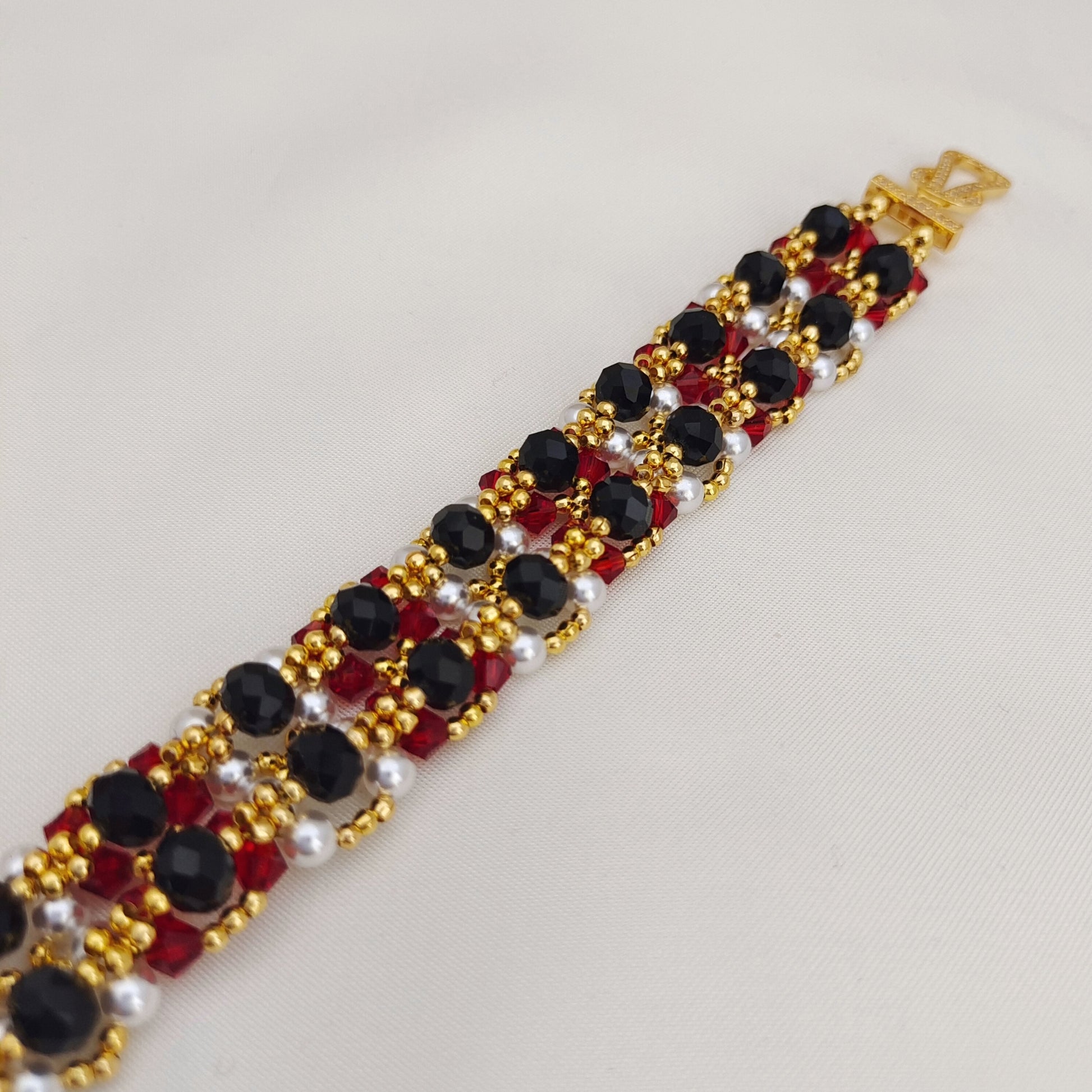 【No.172】DIY Bracelet Making Kit for Beginners - Complete Red & Black Bead Jewelry Craft Set with Video Tutorial iFCraftorium