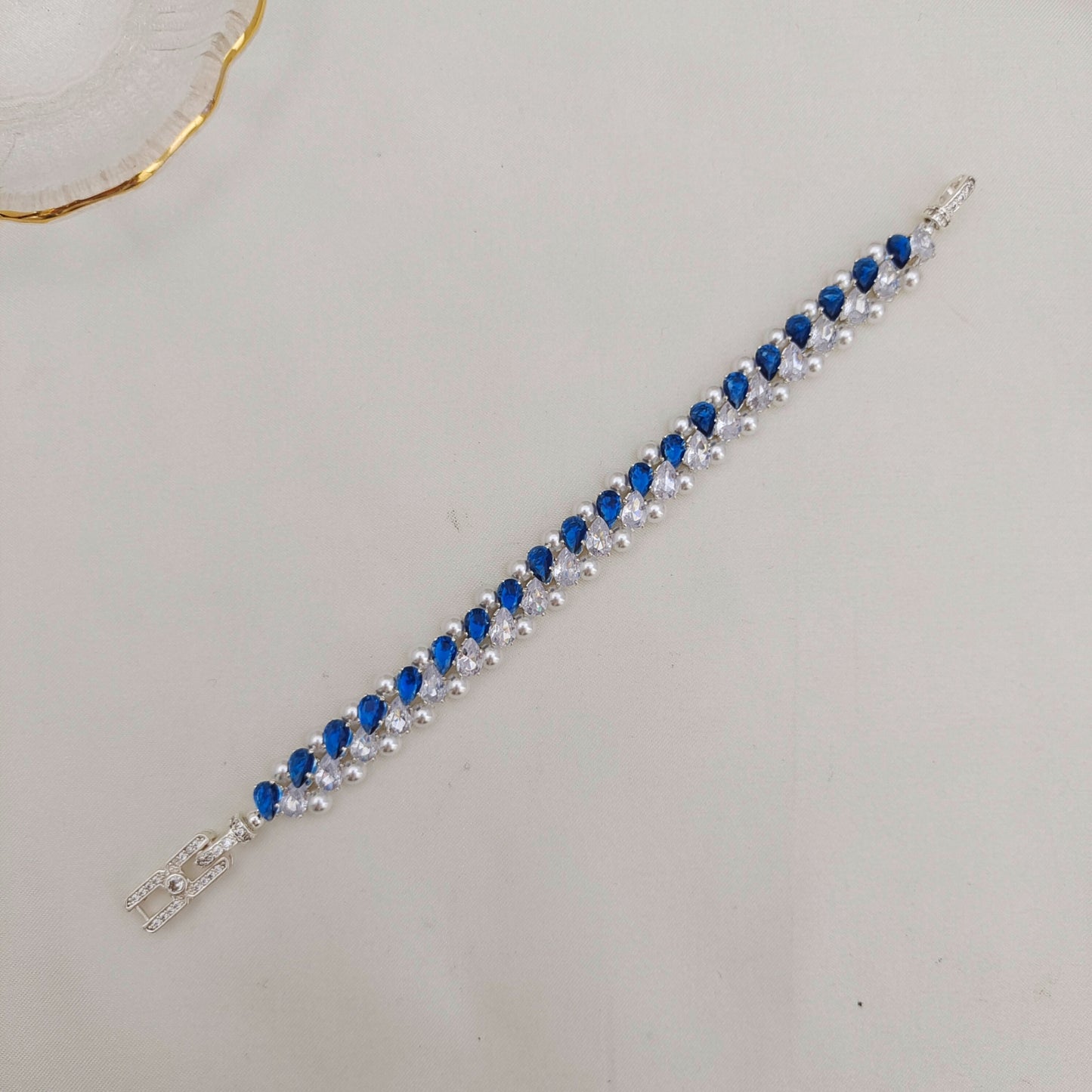 【No.179】DIY Teardrop Zircon Pearl Bracelet Making Kit | Complete Craft Kit with Tutorial | 4*6mm Teardrop Zircon 4mm Pearl Jewelry Kit iFCraftorium