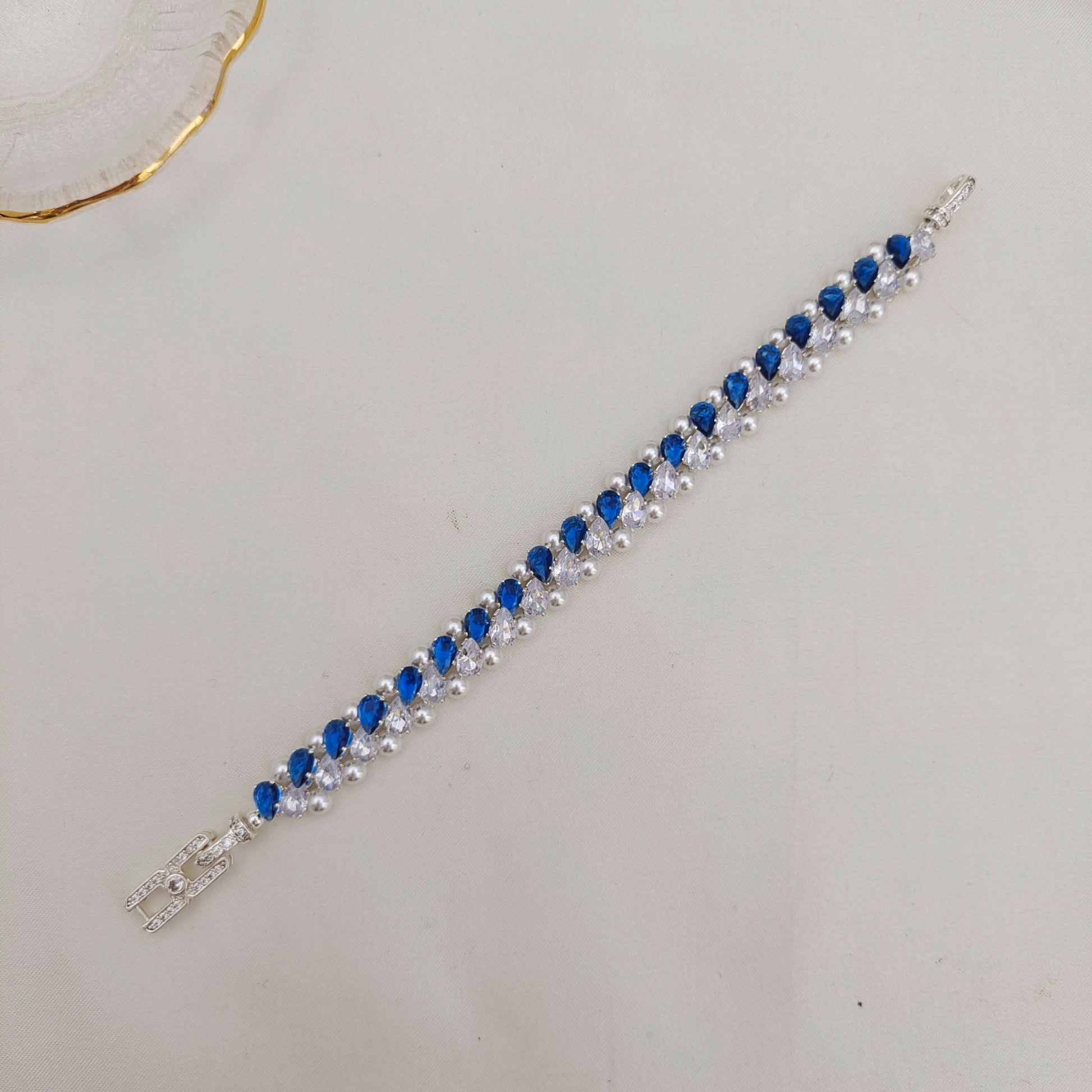 【No.179】DIY Teardrop Zircon Pearl Bracelet Making Kit | Complete Craft Kit with Tutorial | 4*6mm Teardrop Zircon 4mm Pearl Jewelry Kit iFCraftorium