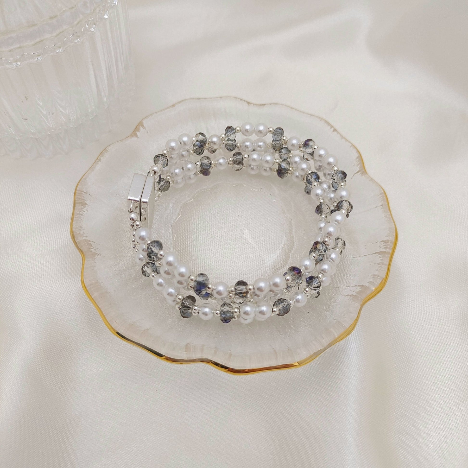 【No.131】DIY Bracelet Kit – “Five-Row Pearl Elegance” Beading Set | 4mm Pearls, Wheel Beads, 5-Row Magnetic Clasp | Complete Tutorial Included iFCraftorium