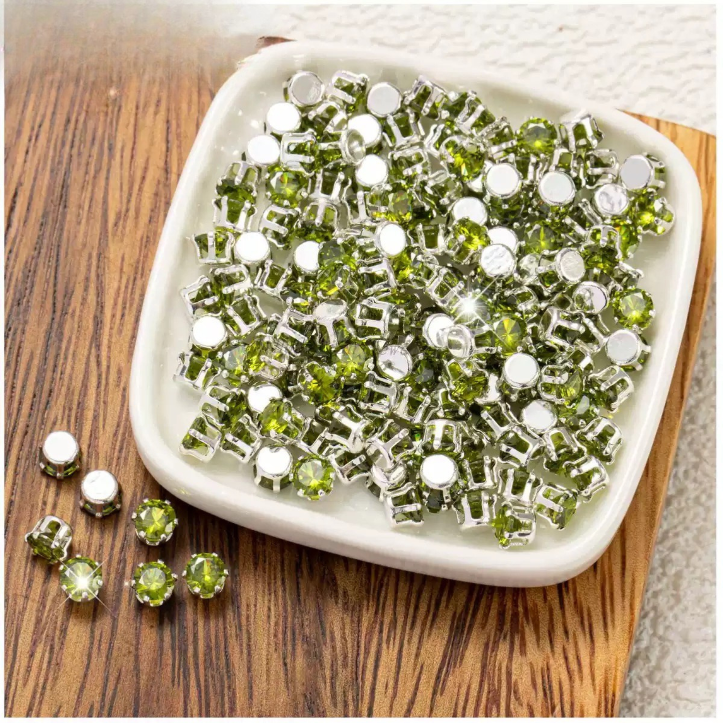 【A04】 50pcs 4mm Round Zircon Beads – Silver-Claw Rhinestones for DIY Handmade Jewelry