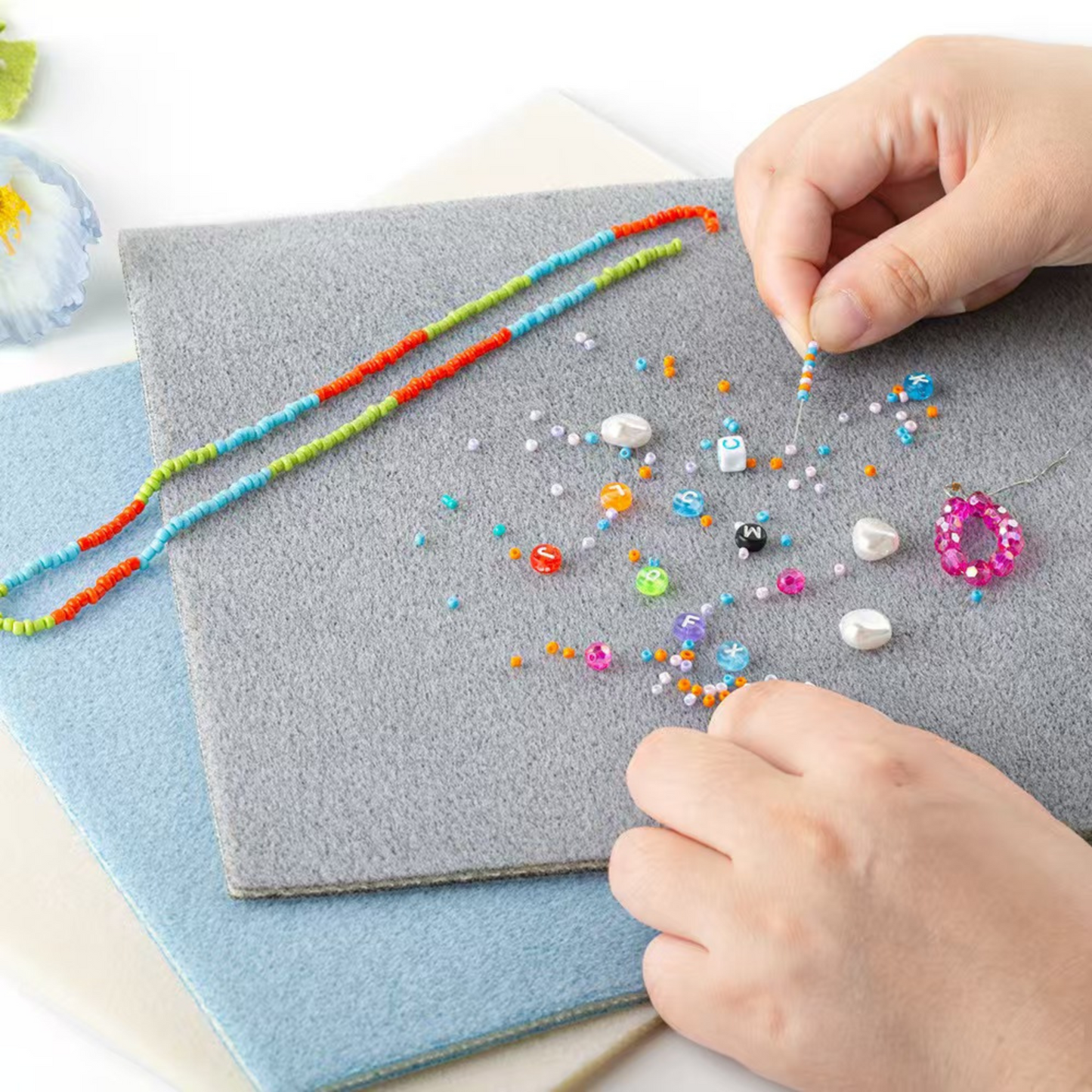 【T05】DIY Beading Velvet Mat | Anti-Slip Non-Roll Jewelry Making Tool | Bracelet & Necklace Beading Board