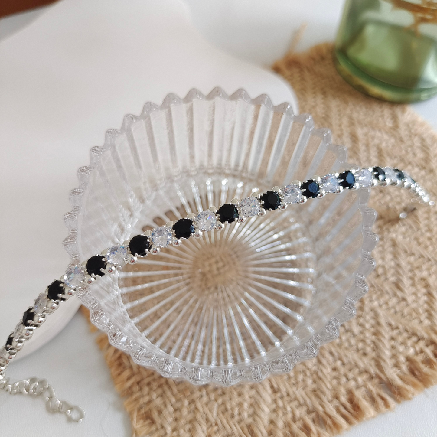 【No.16】 Classic Black & White Handmade Bracelet – 4mm CZ Beads, Silver Seed Beads, Lollipop Clasp DIY Jewelry Beaded Bracelet Gift for Her