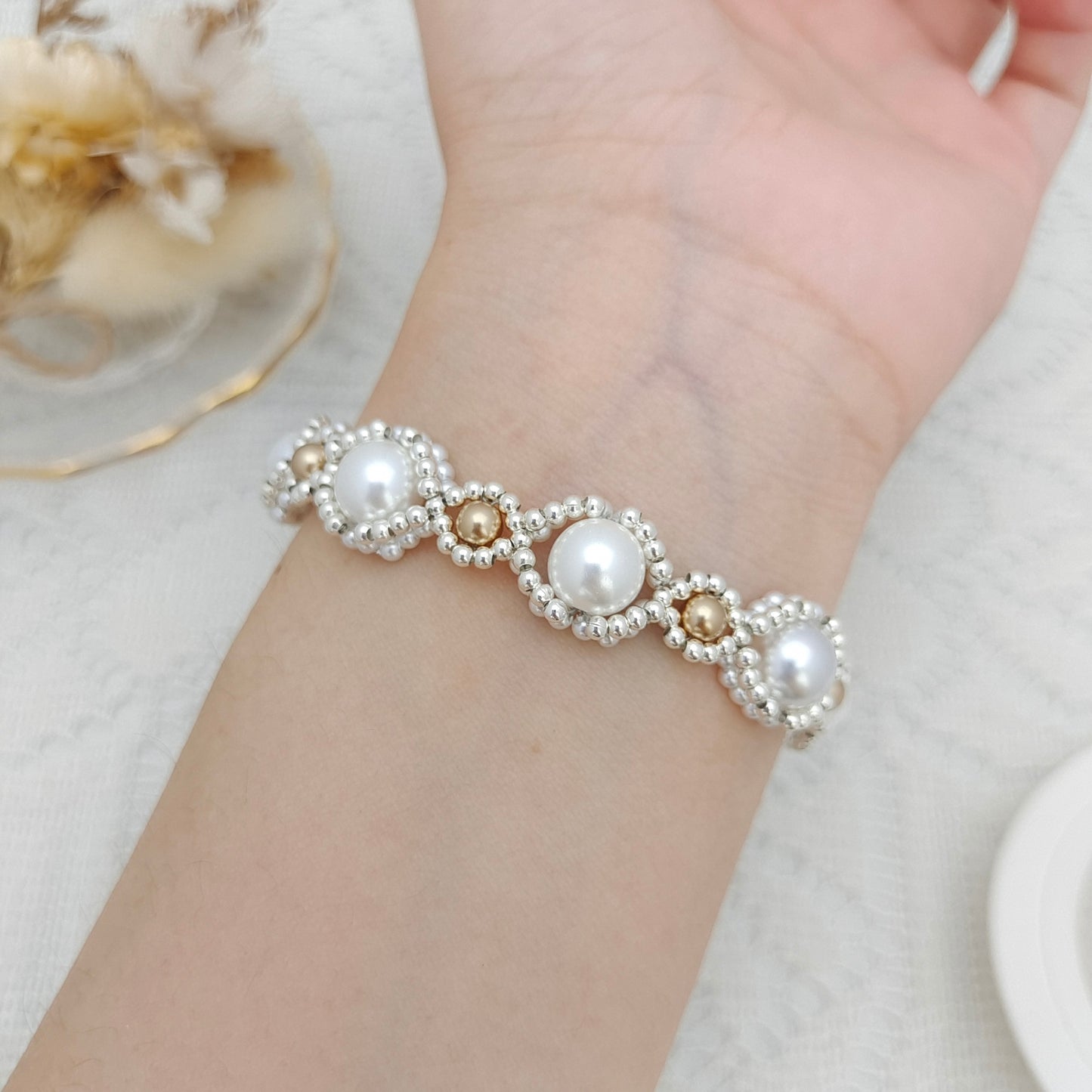 【No.106】DIY Jewelry Kit – Golden Eye Bracelet | Pearls & Crystal Buckle | Full Tutorial