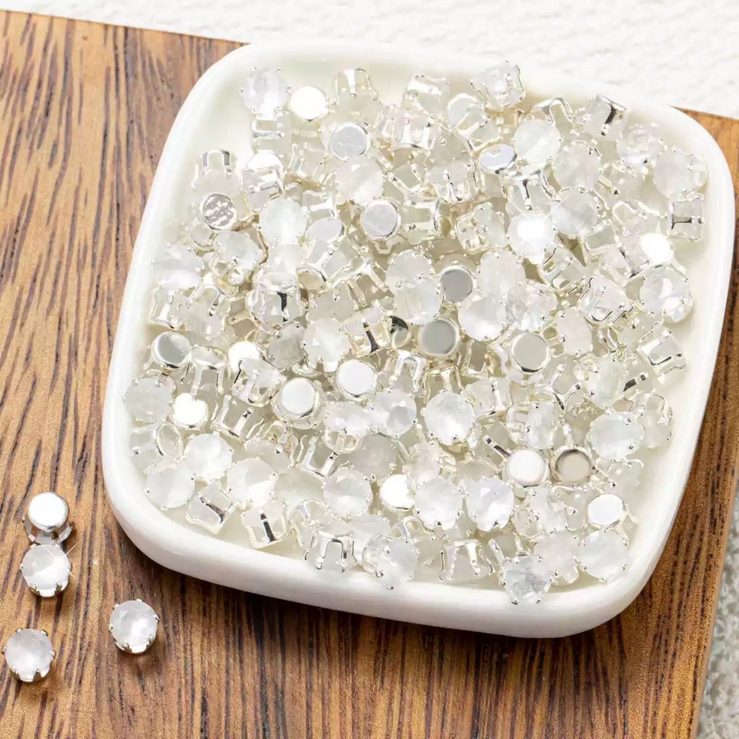 【C05】50pcs 5mm Round Cat’s Eye CZ Beads – Silver-Plated Prong-Set, DIY Jewelry Spacer Charms