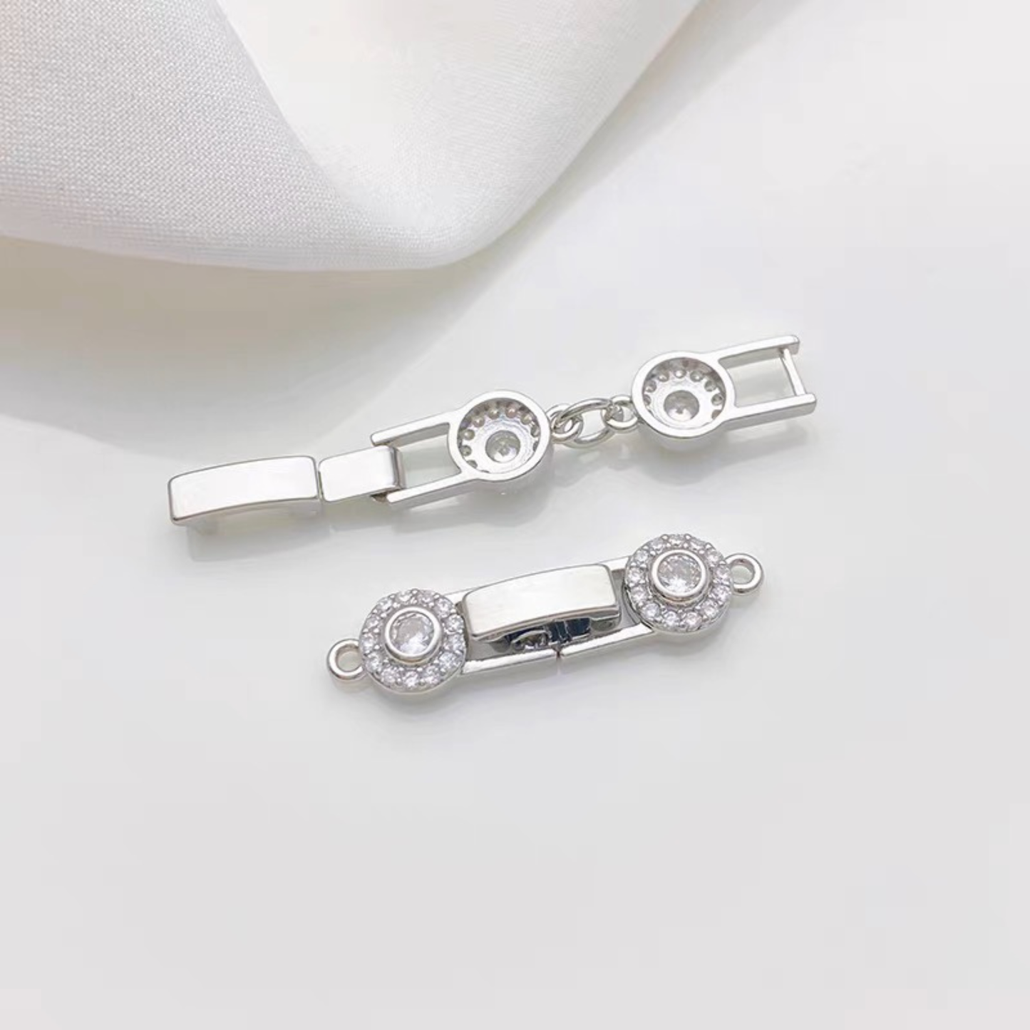 【B49】Round CZ Flower Clasp – Sparkling Bracelet Connector | Gold/Silver Beading Findings iFCraftorium