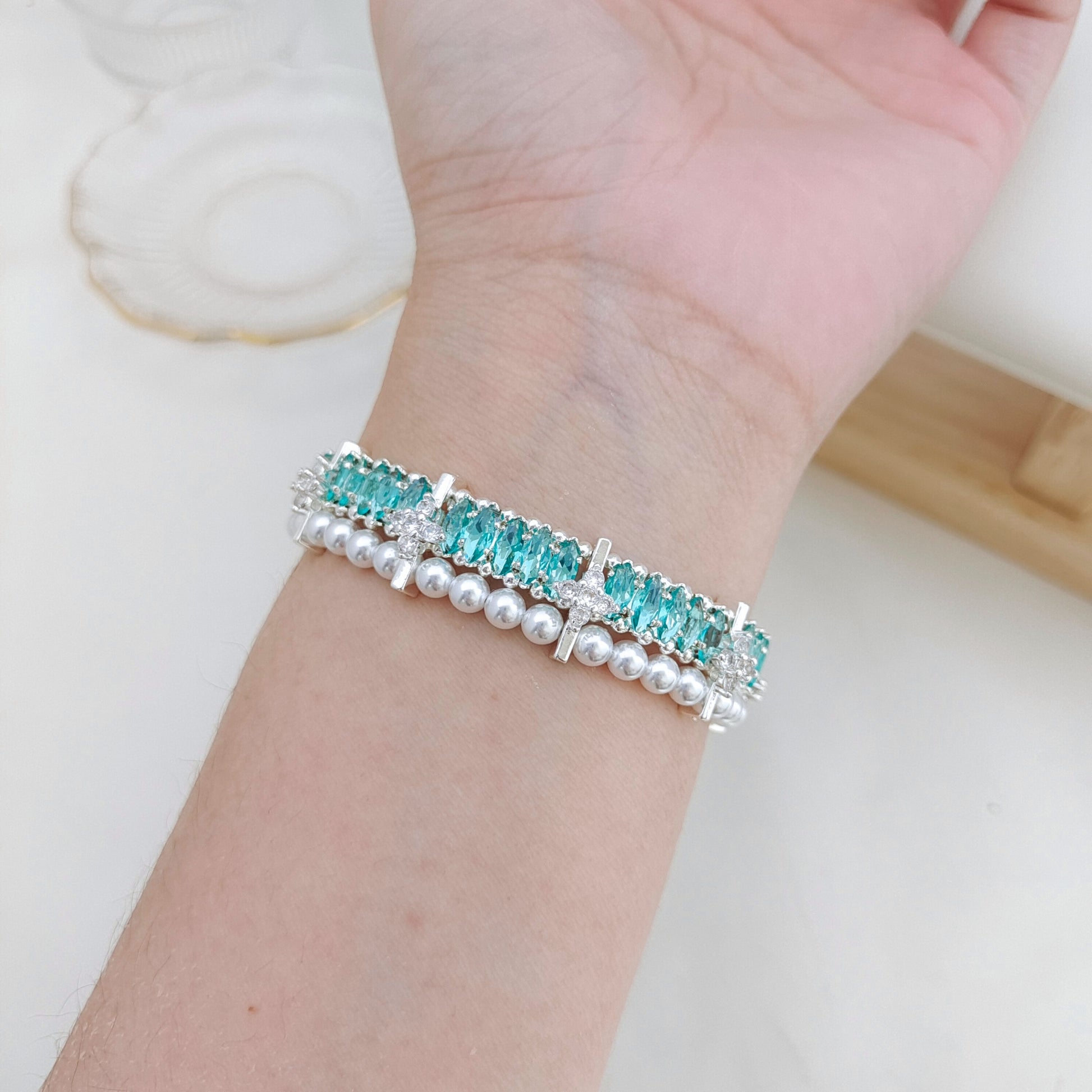 【No.173】DIY Flower Zircon Pearl Bracelet Making Kit | Complete Bead Kit with Tutorial | 3*6 Marquise Zircon 4mm Pearl Craft Kit iFCraftorium