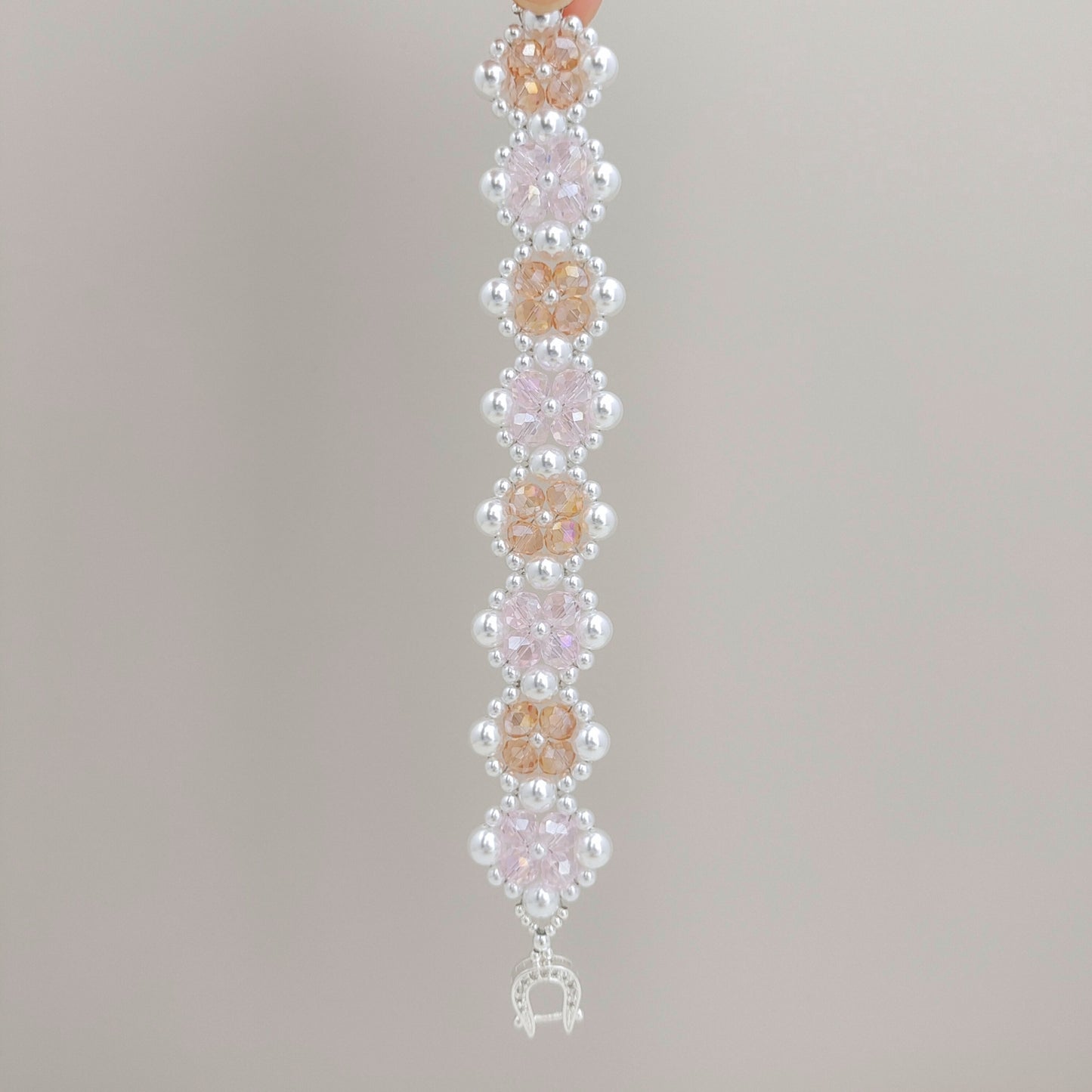 【No.144】DIY Two-Tone Floral Bracelet Kit– Pearl & Rondelle Beads with Full YouTube Tutorial iFCraftorium