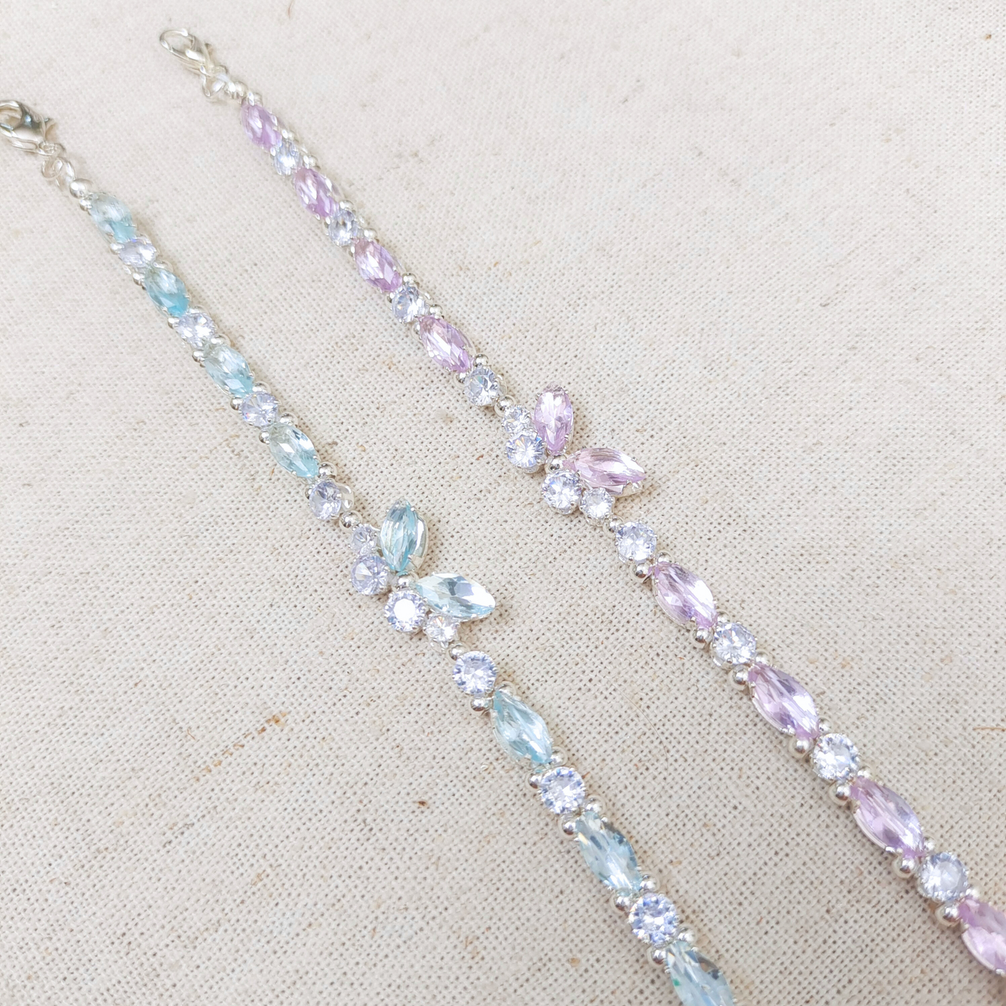 【No.36】 Handmade Little Butterfly DIY Bracelet with Zircon Crystals – Finished Jewelry Beading Gift for Her